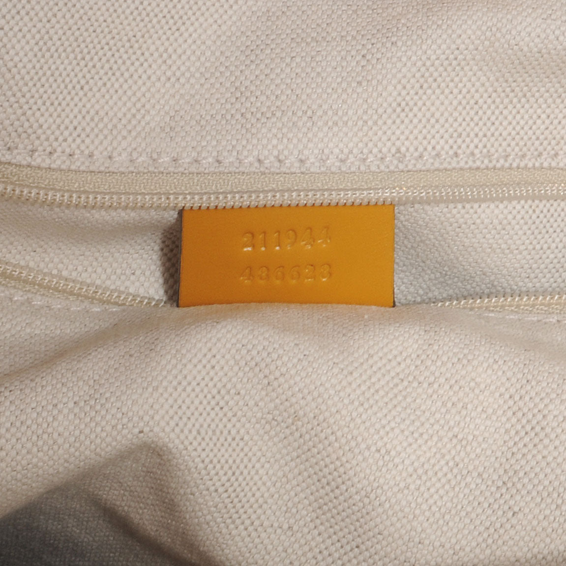 Gucci Monogram Medium Sukey 7 of 7