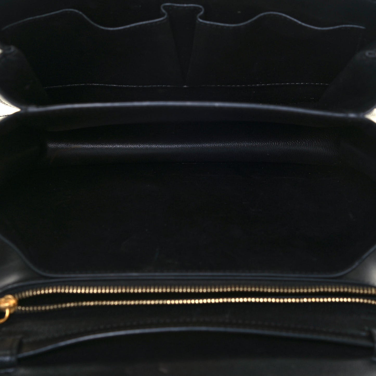 Box Calfskin Medium Classic Box Flap Bag Black