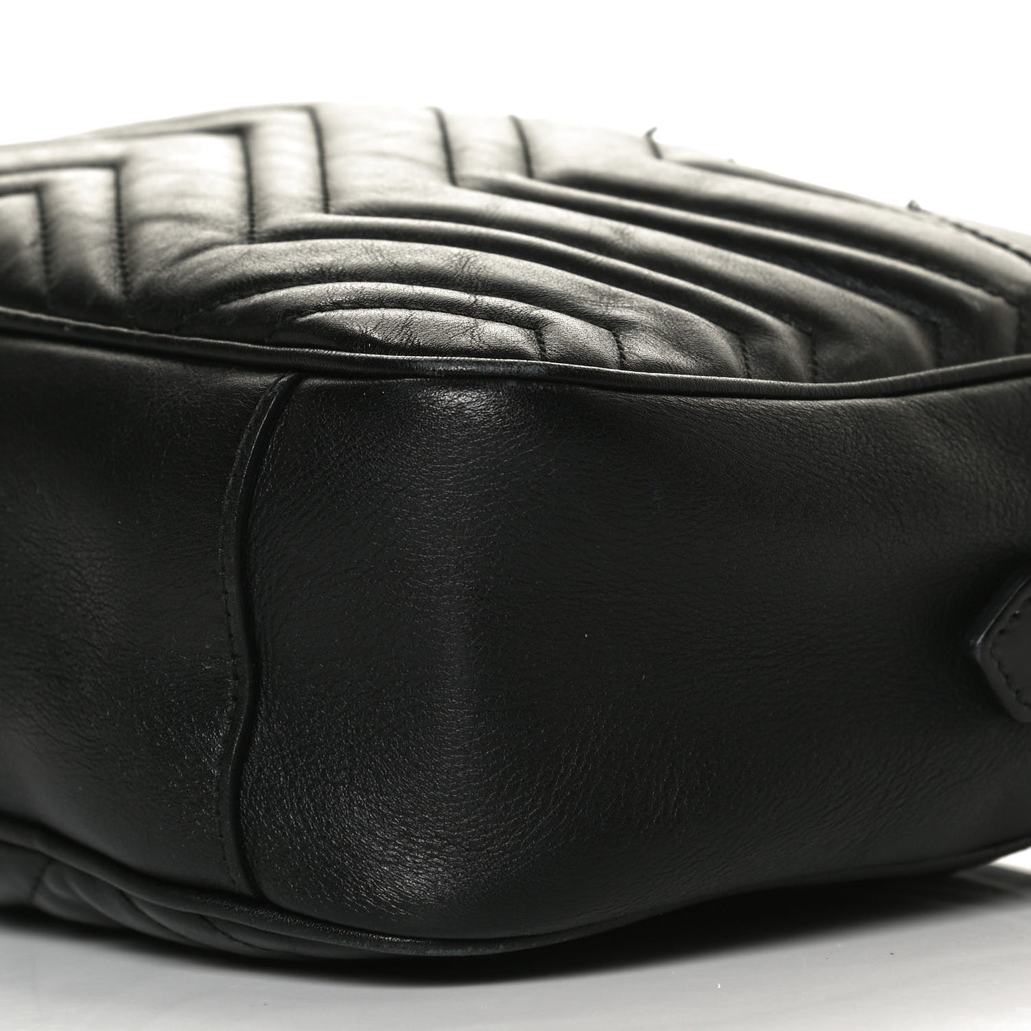 Calfskin Matelasse Medium GG Marmont Chain Shoulder Bag Black