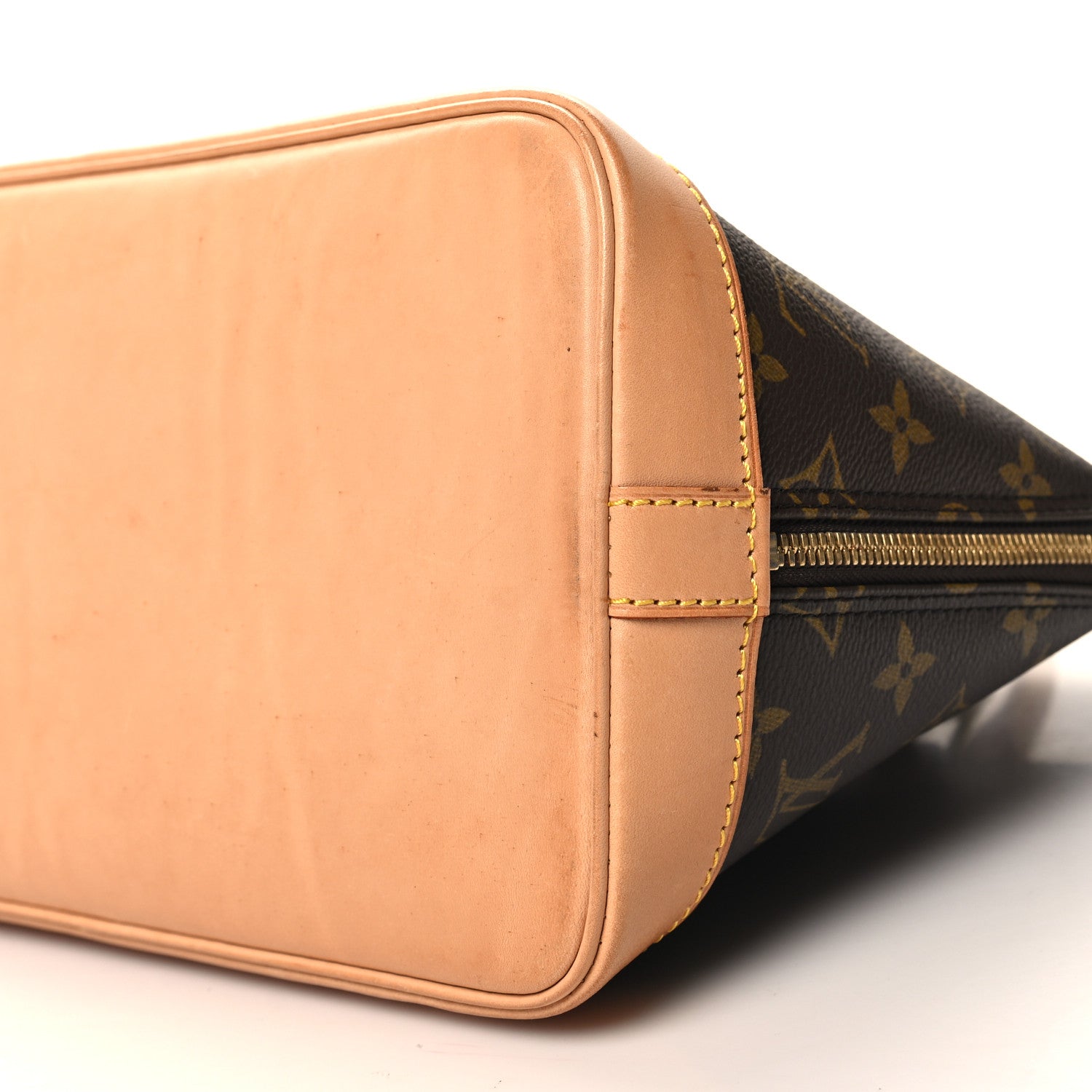 Louis Vuitton Monogram Alma PM 9 of 9