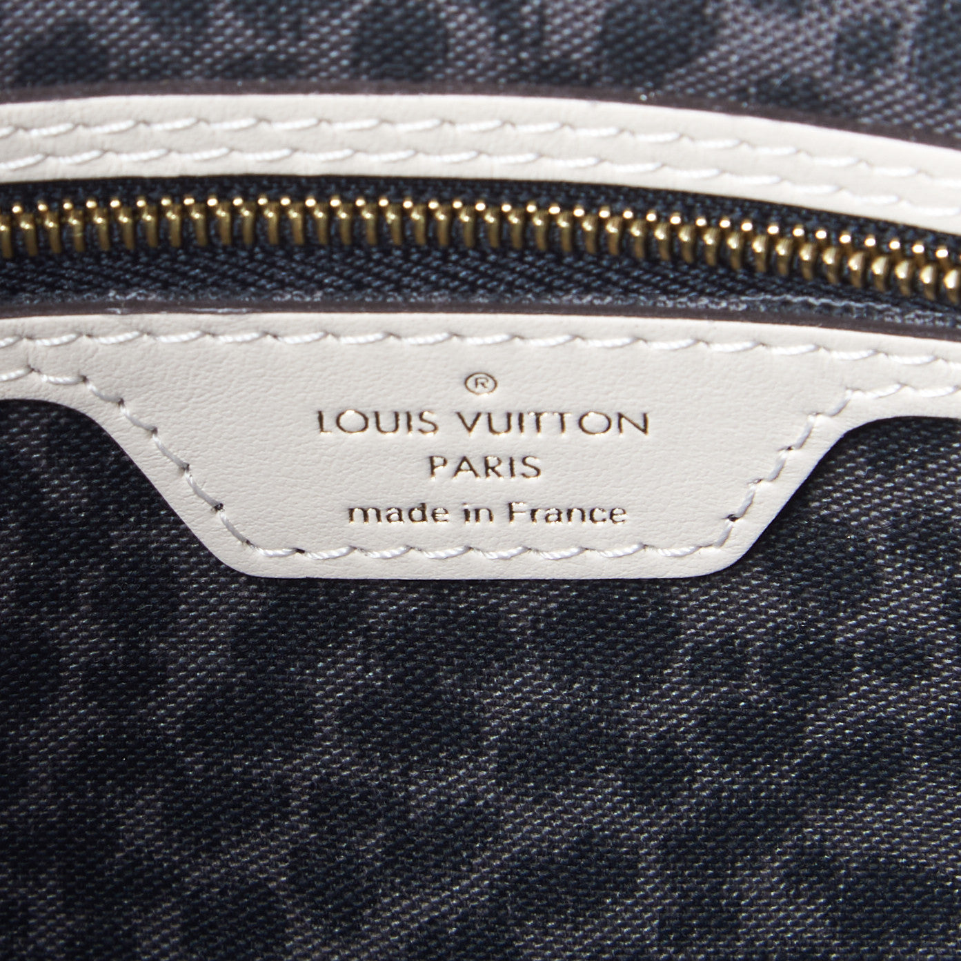 Monogram Giant Wild At Heart Neverfull MM Creme