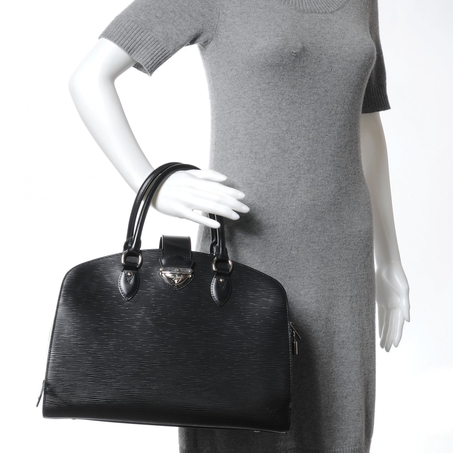 Louis Vuitton Epi Pont Neuf GM Black 2 of 7