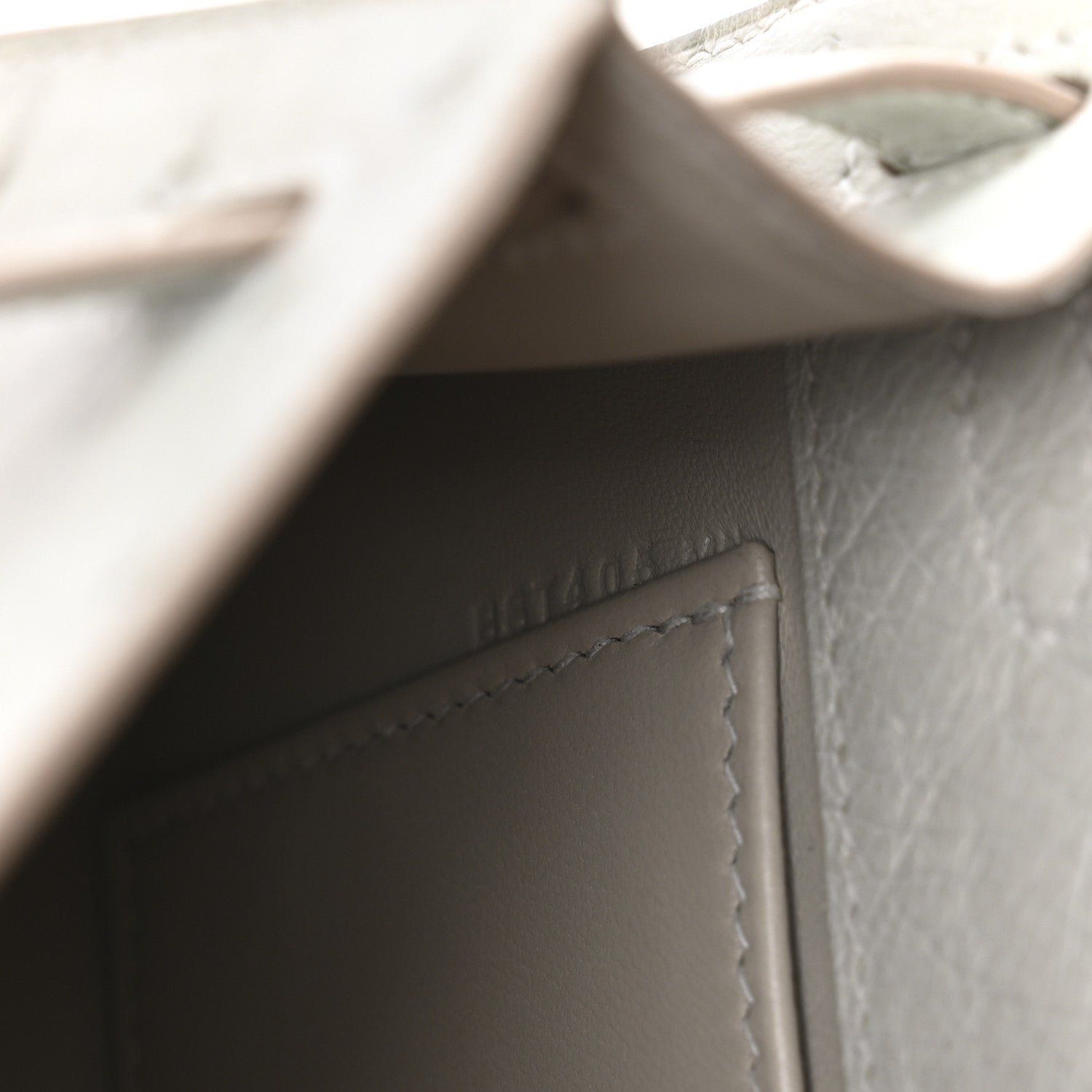 Hermes Ostrich Kelly Pochette Clutch Gris Perle 7 of 8