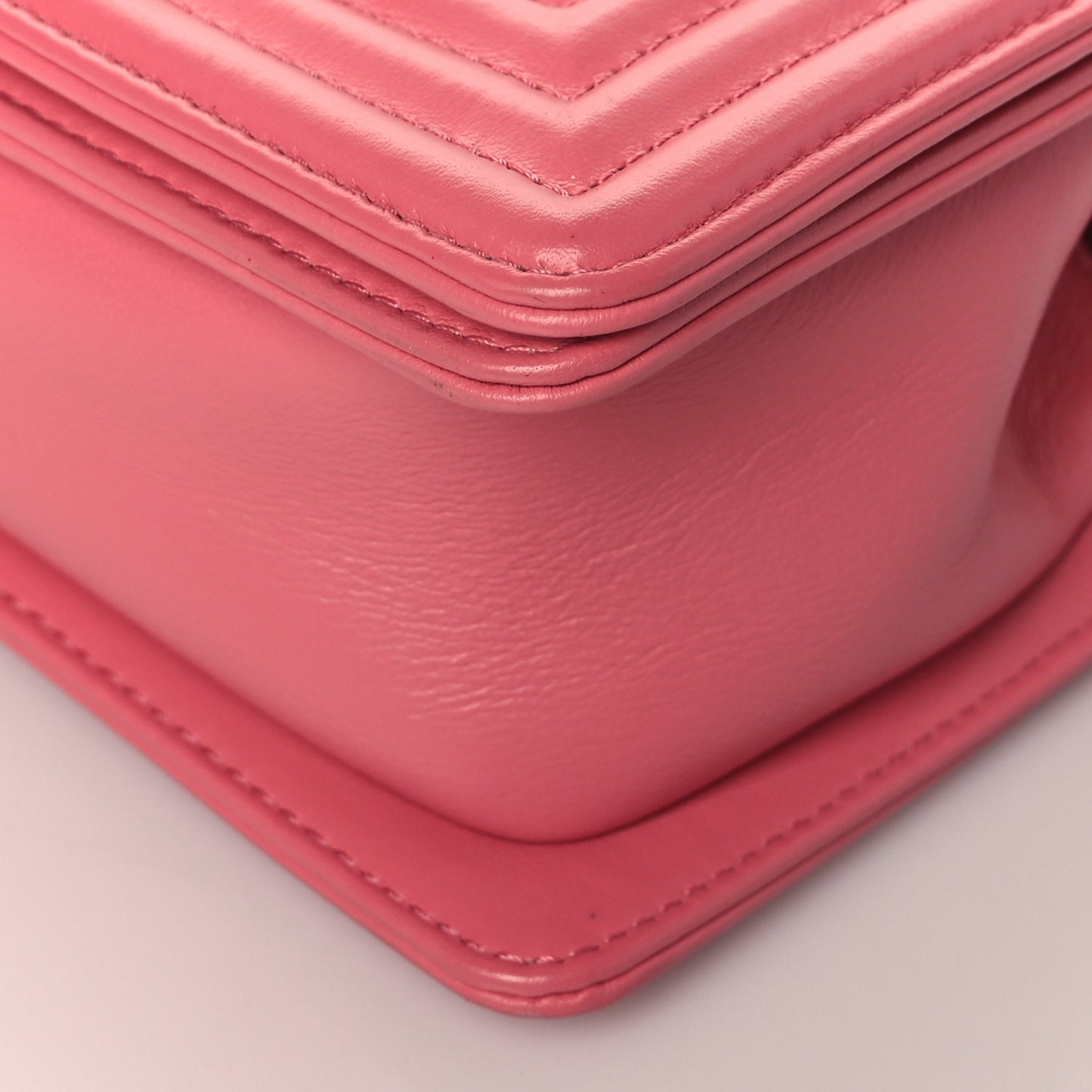 Calfskin Chevron Quilted Small Boy Flap Pink