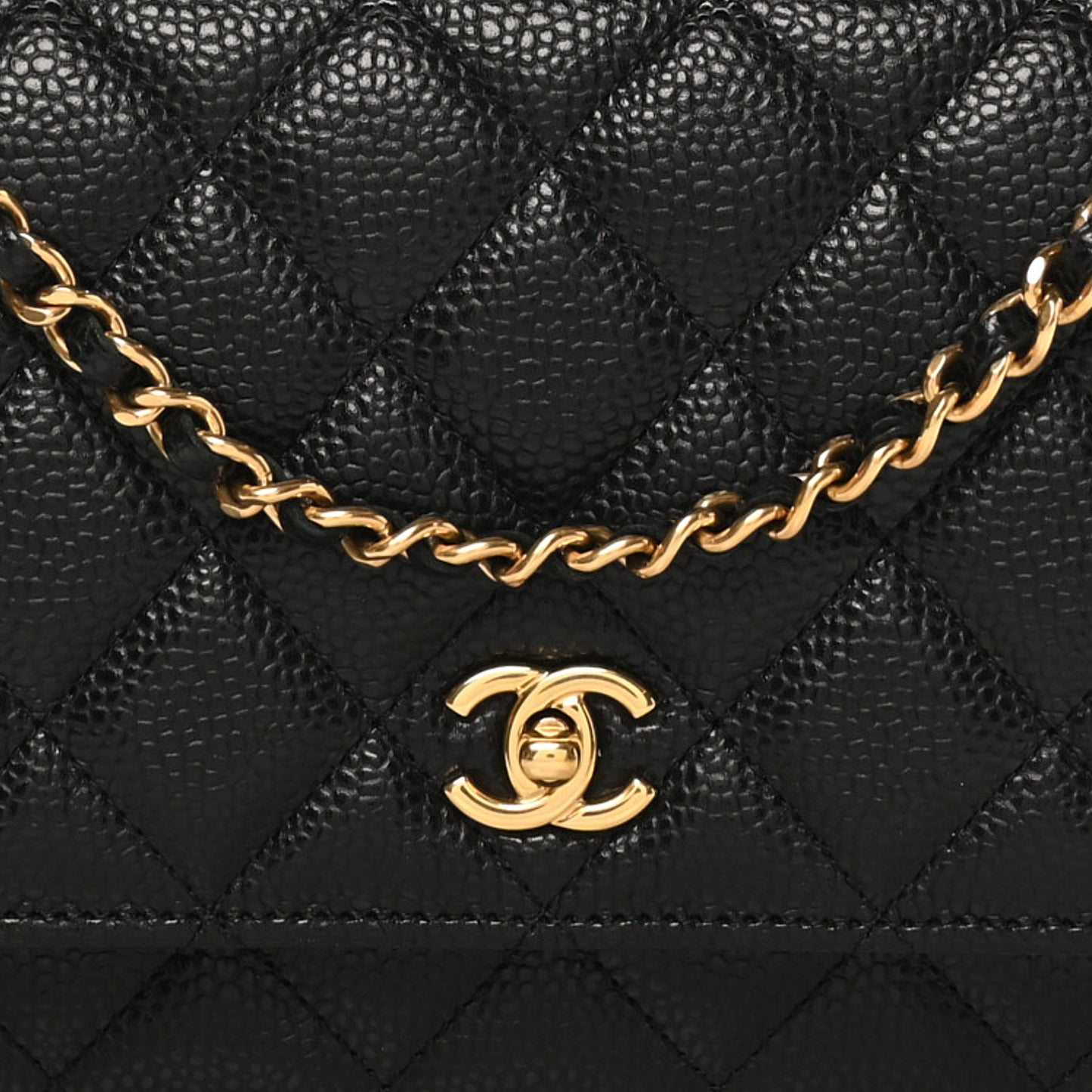 Caviar Quilted CC Turnlock Wallet On Chain WOC Black