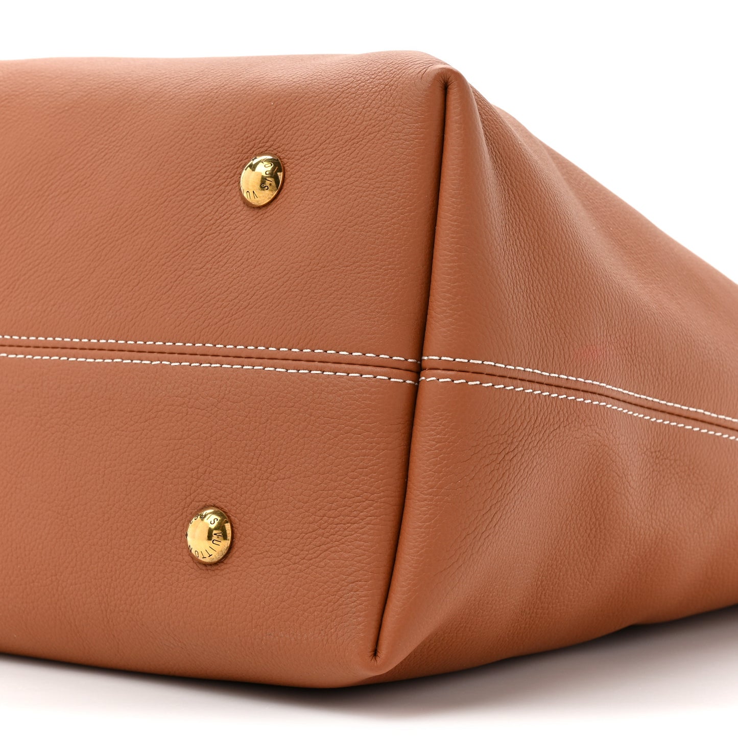 LOUIS VUITTON Grained Calfskin Low Key Hobo MM Cognac
