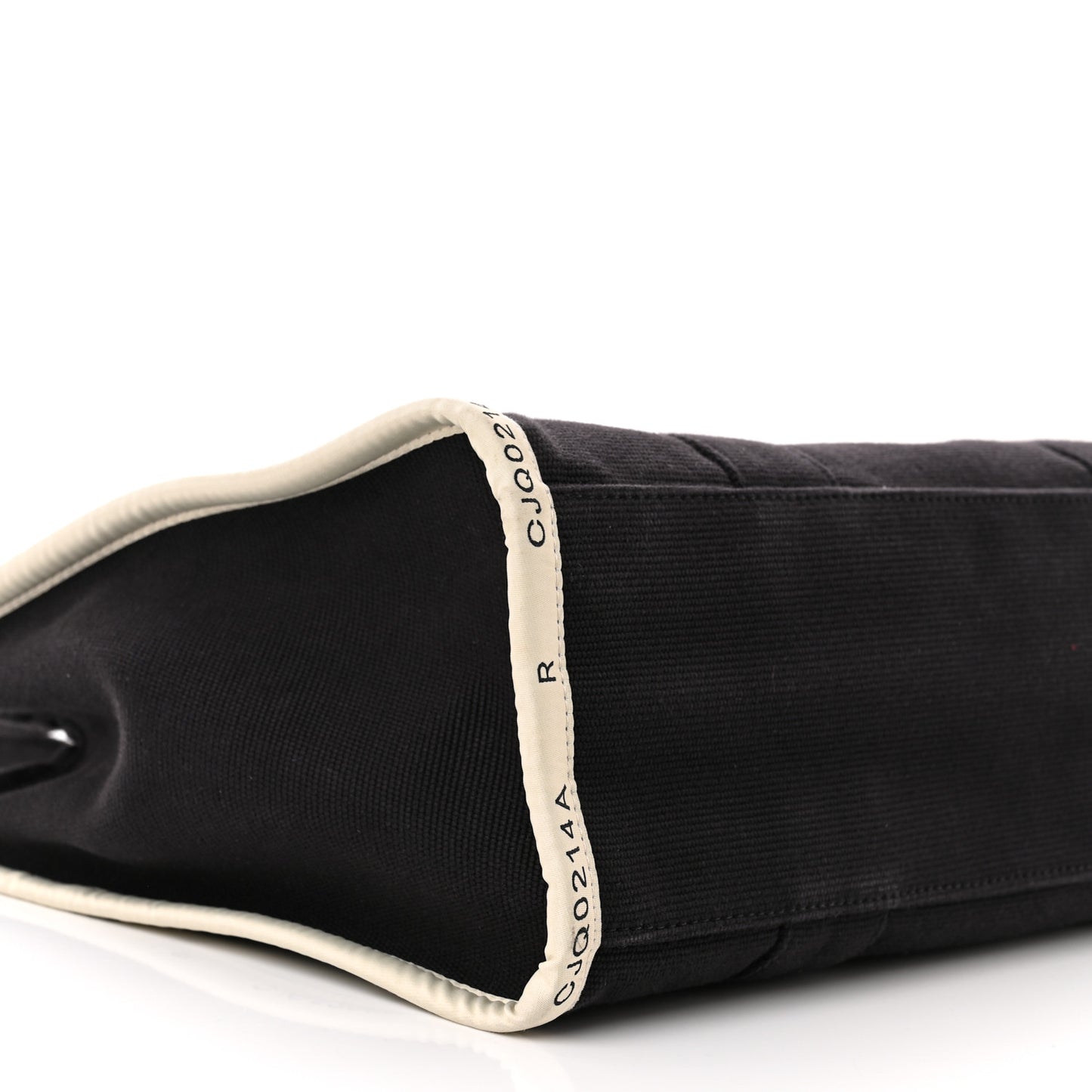Jacquard Large The Traveler Tote Bag Black