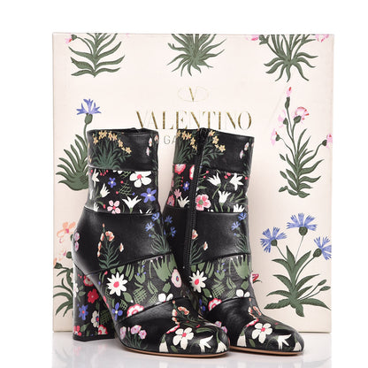 Valentino Garavani Calfskin Camugarden Paneled Ankle Boots 35.5 Black 9 of 9