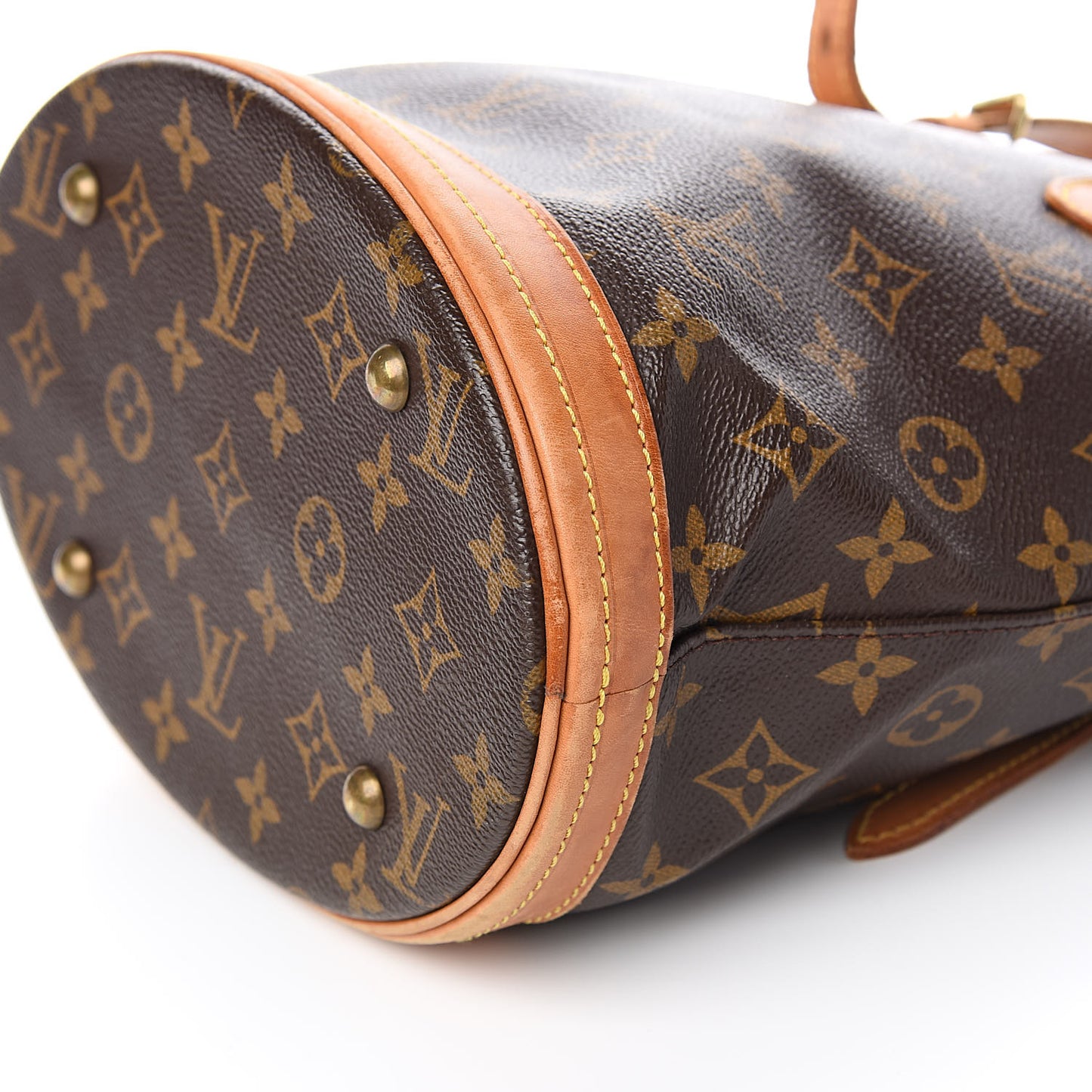Monogram Petit Bucket 23