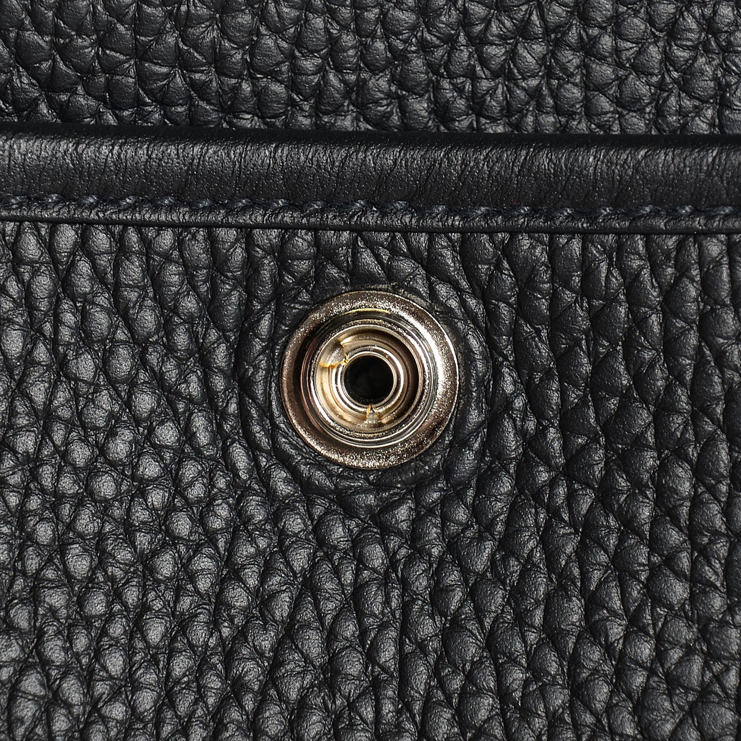 Taurillon Clemence Evelyne III PM Black