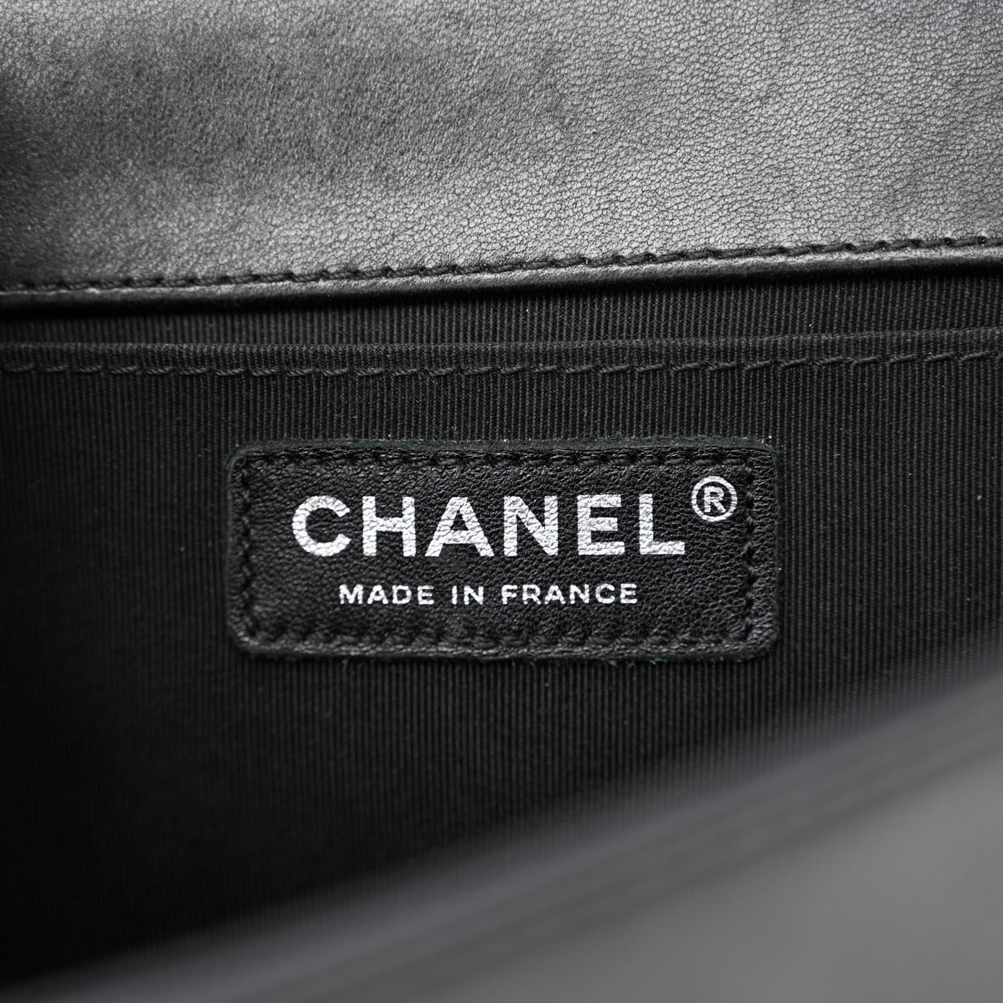 Lambskin Pleated Medium Boy Flap Black