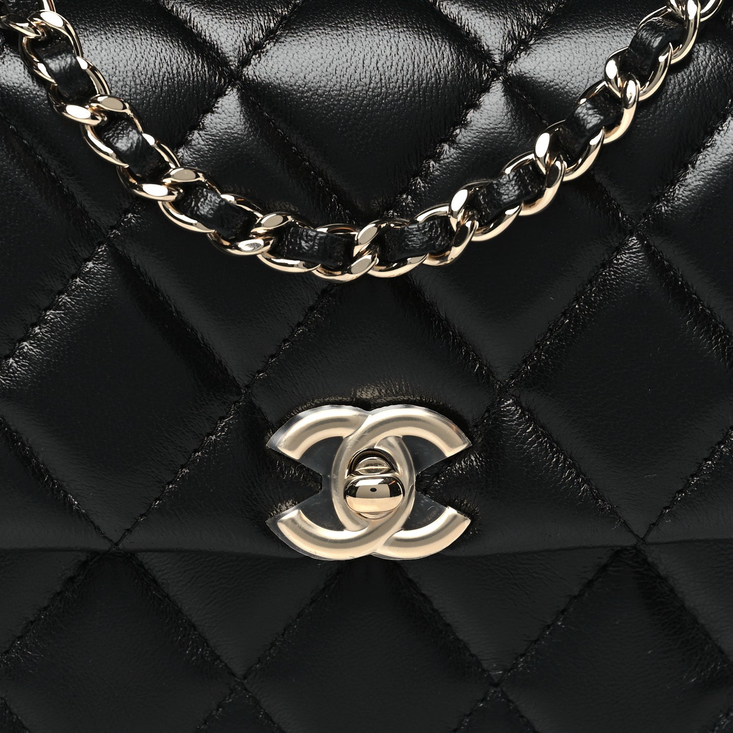 Lambskin Quilted Rectangular Clutch With Chain Black