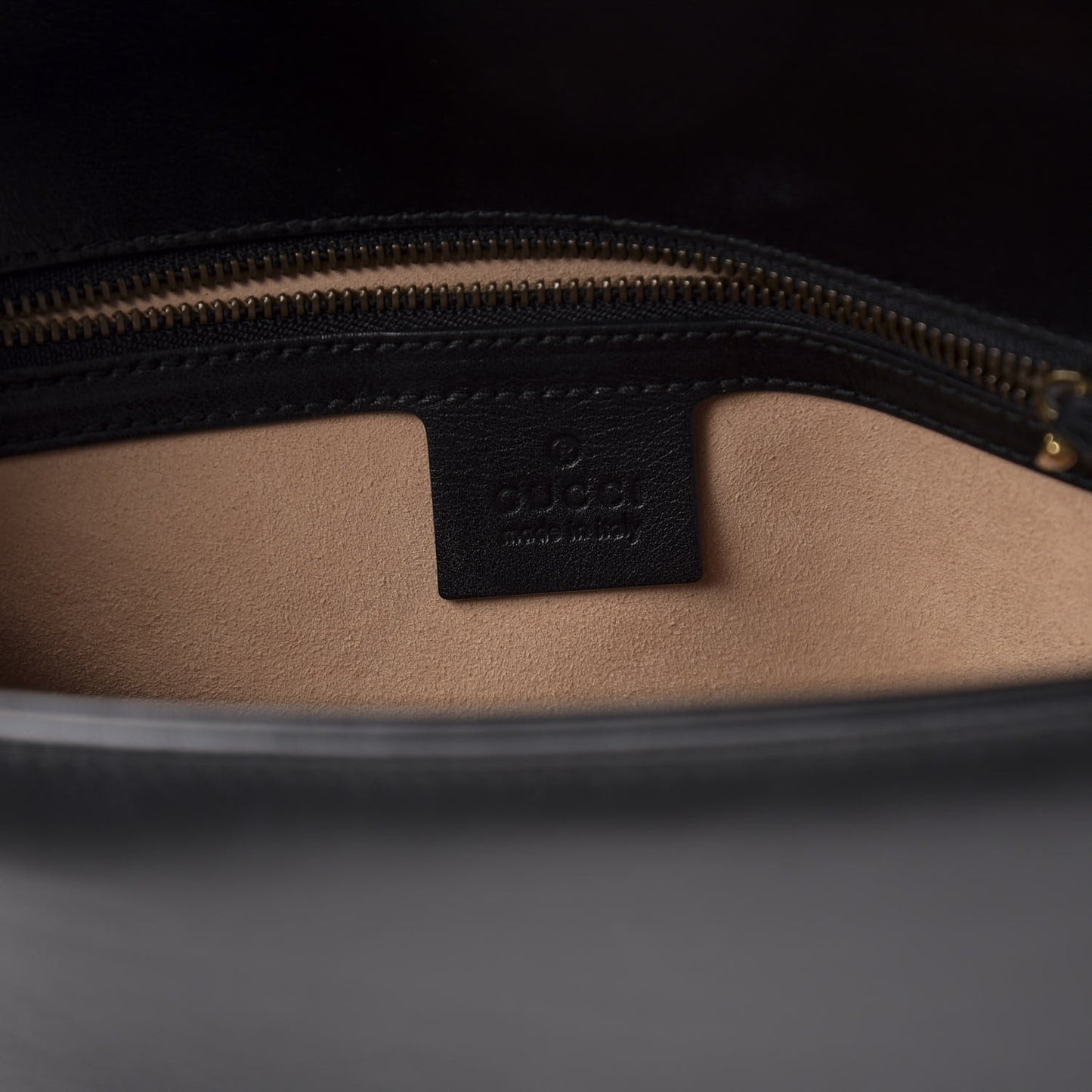 Calfskin Matelasse Small GG Marmont Top Handle Shoulder Bag Black