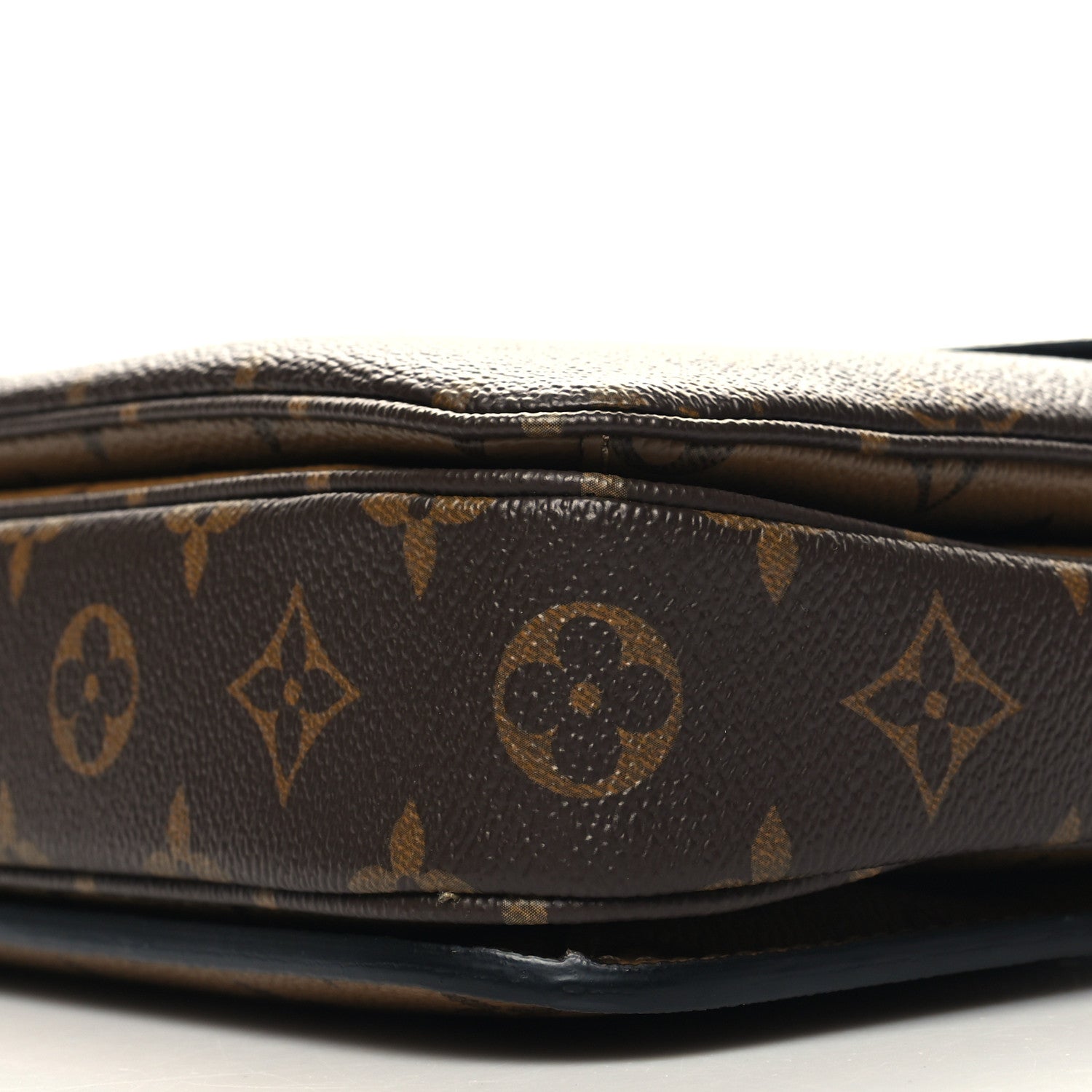 Louis Vuitton Reverse Monogram Pochette Metis 9 of 9