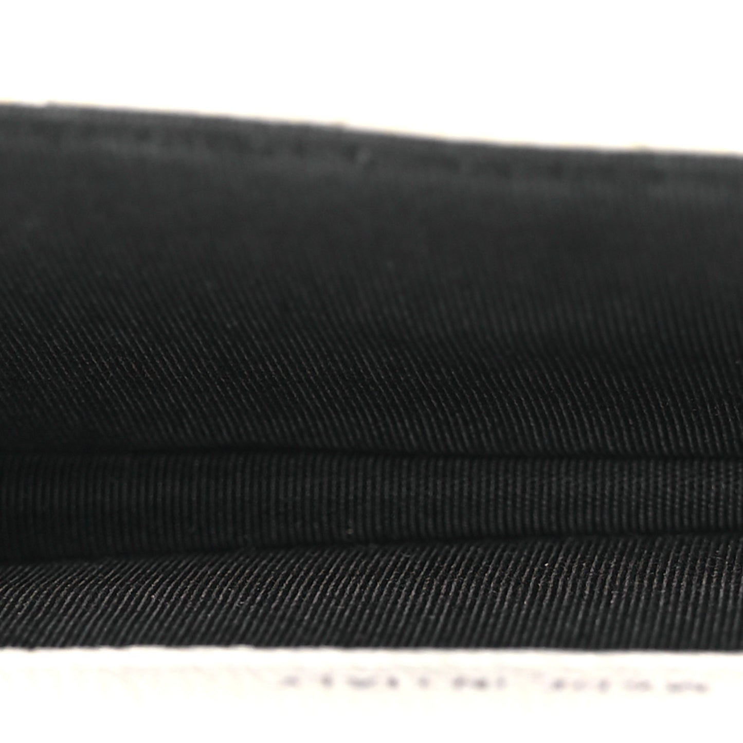 Caviar Quilted My Everything Belt Flap Card Holder White