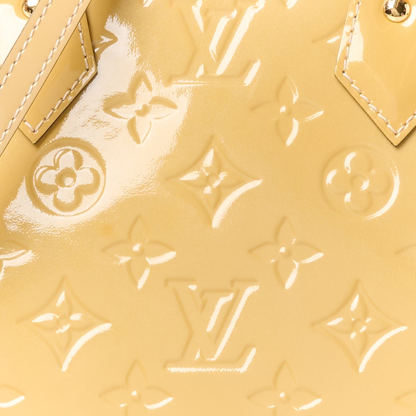 LOUIS VUITTON Vernis Alma BB Dune