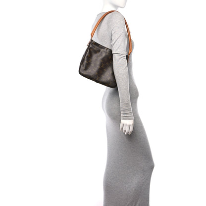 Louis Vuitton Monogram Looping MM 2 of 13