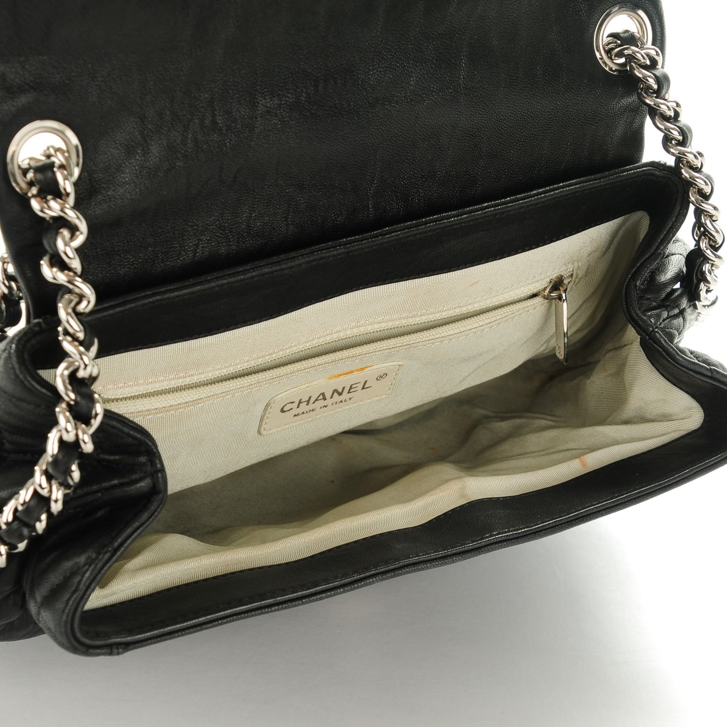 Washed Lambskin Quilted Medium Chain Around Messenger Black