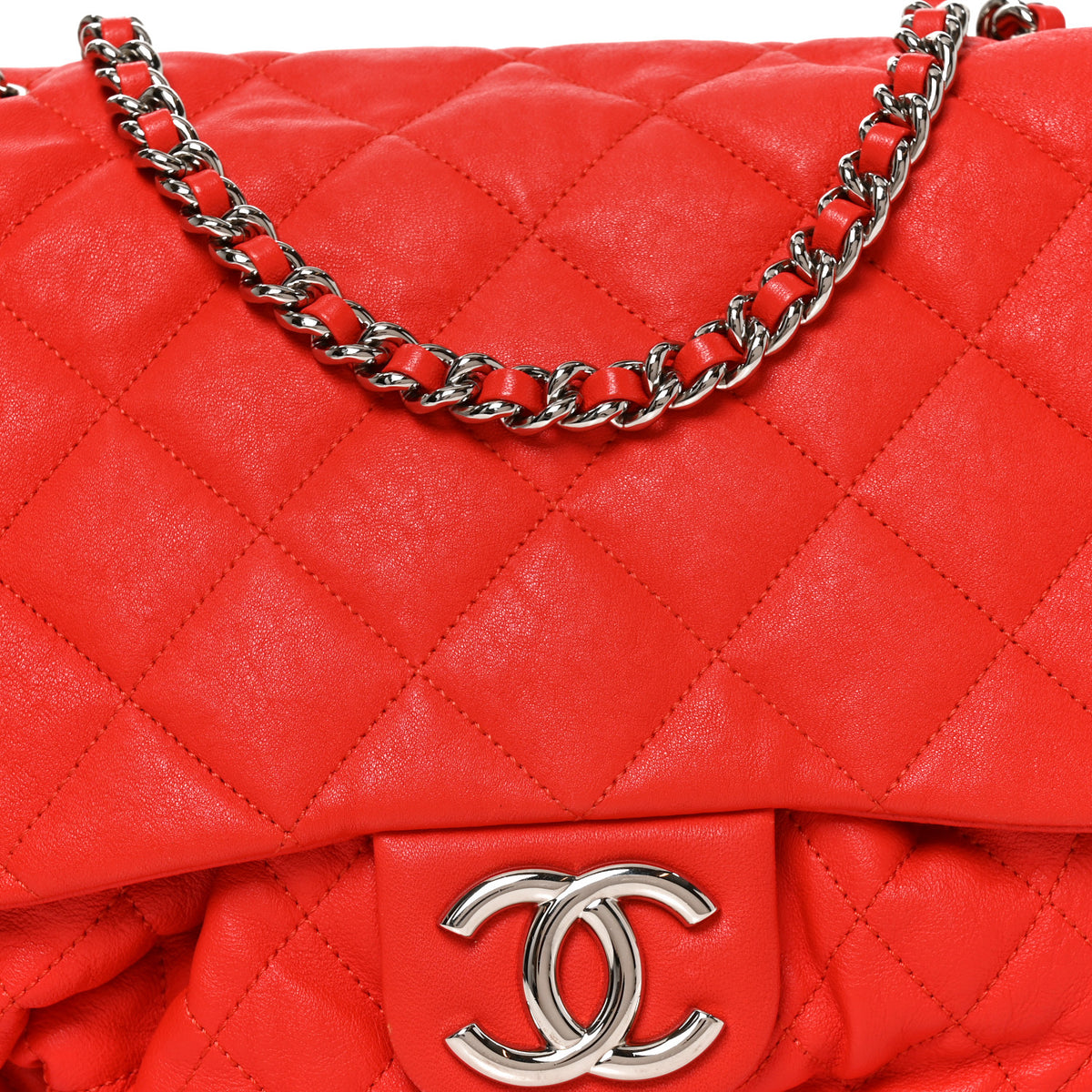 Washed Lambskin Quilted Large Chain Around Messenger Red