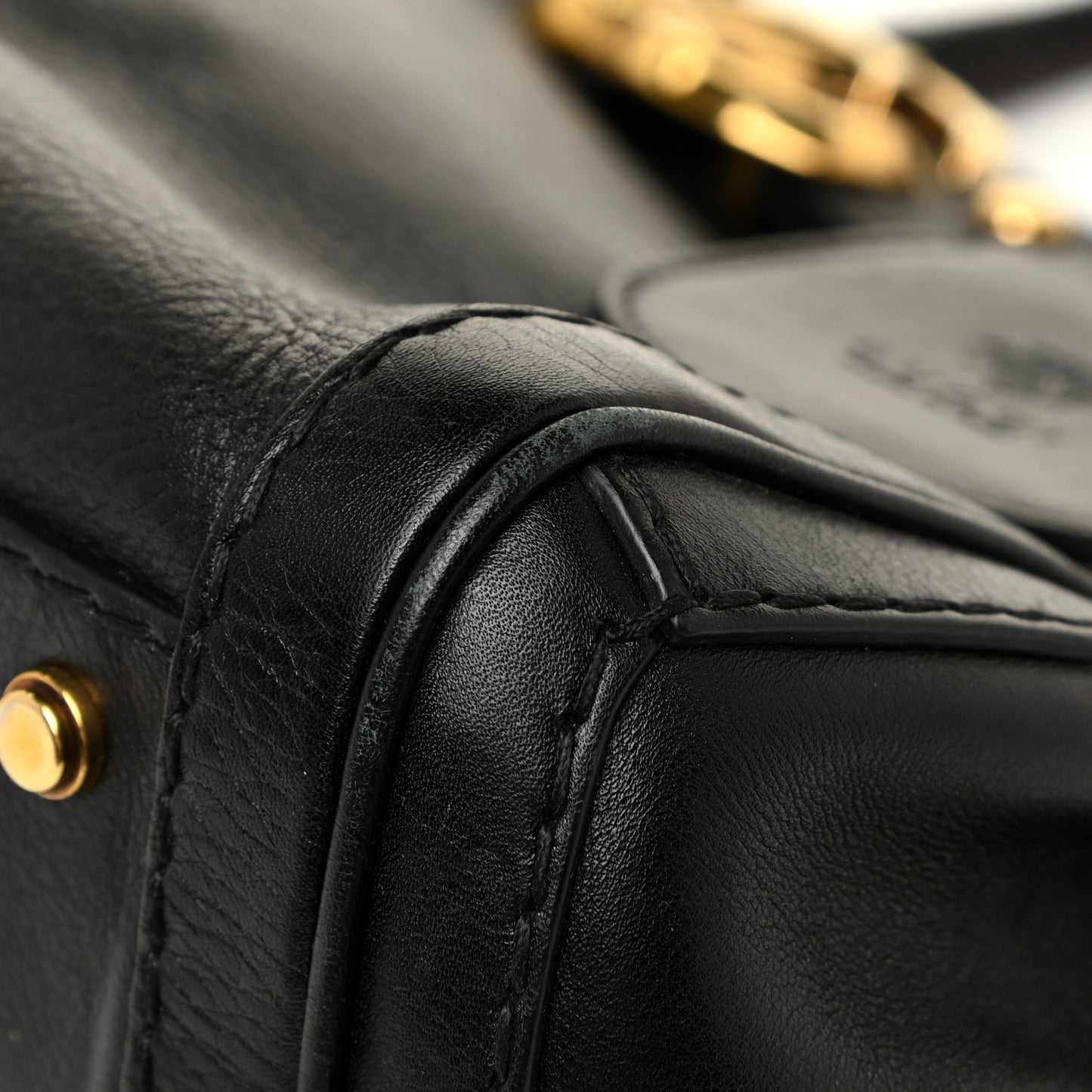 Calfskin Medium GG Running Tote Black
