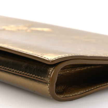 Saint Laurent Metallic Calfskin Monogram Large Belle De Jour Clutch Gold 9 of 10