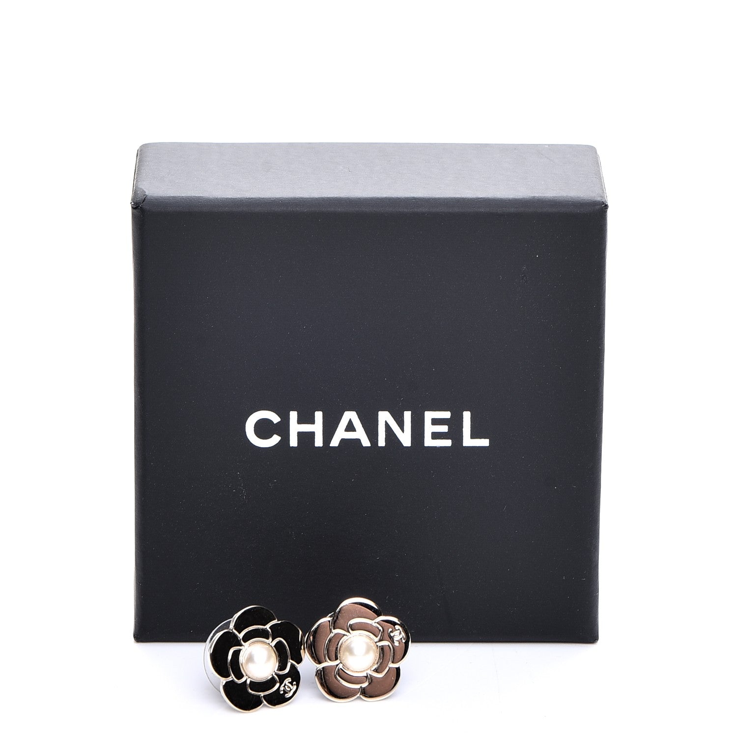 Chanel Pearl CC Camellia Earrings Gold 6 of 6