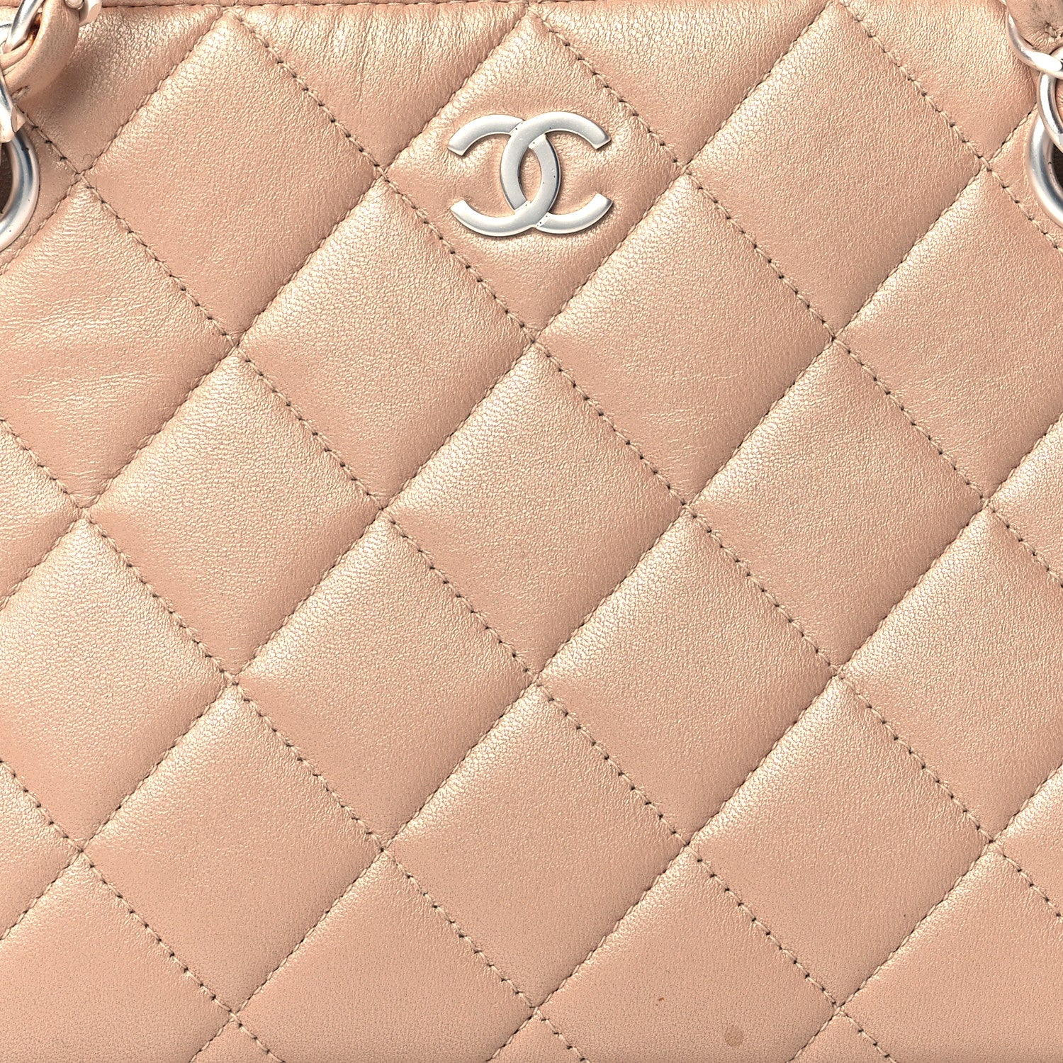 Chanel Iridescent Lambskin Quilted Pochette Beige Clair 7 of 10