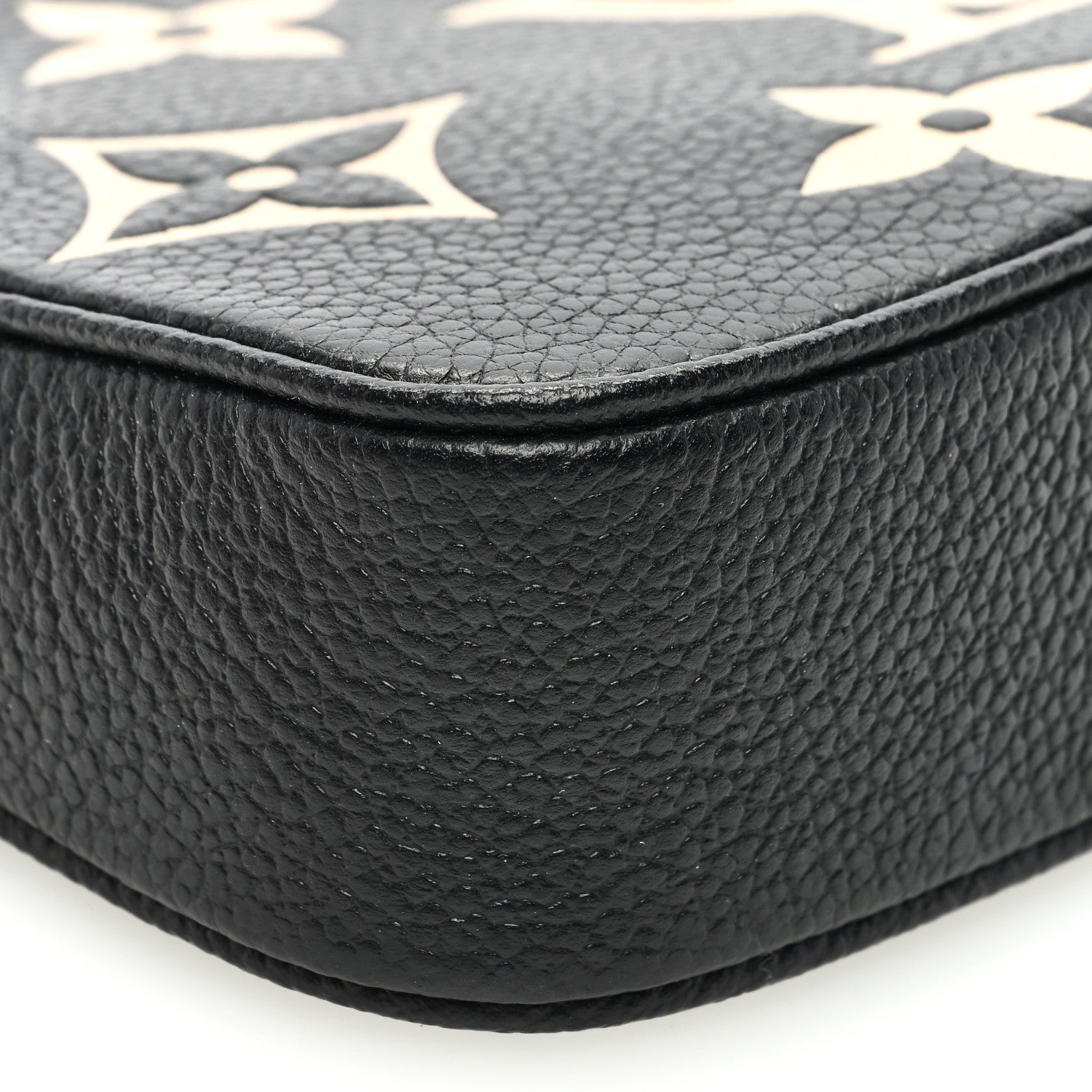 Louis Vuitton Empreinte Monogram Giant Mini Pochette Accessories Black 9 of 10