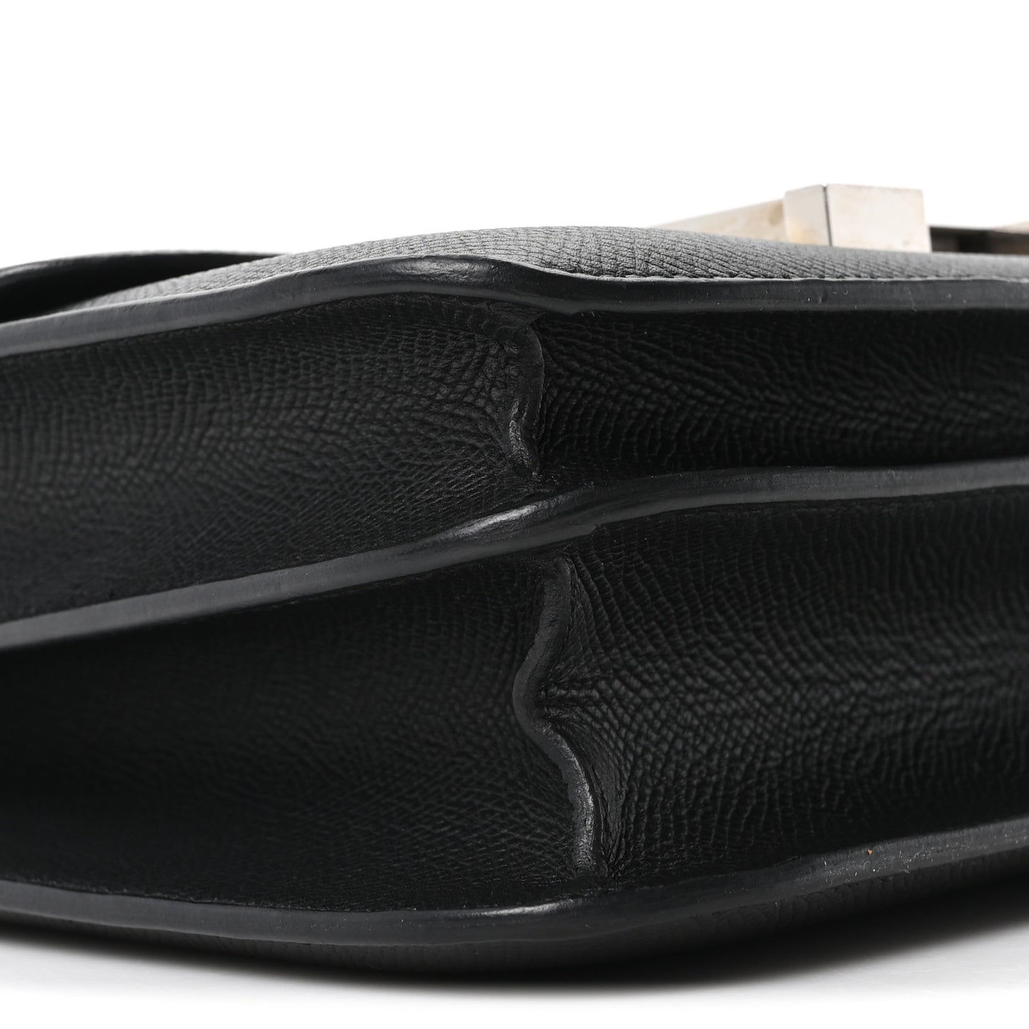 Epsom Constance 24 Black