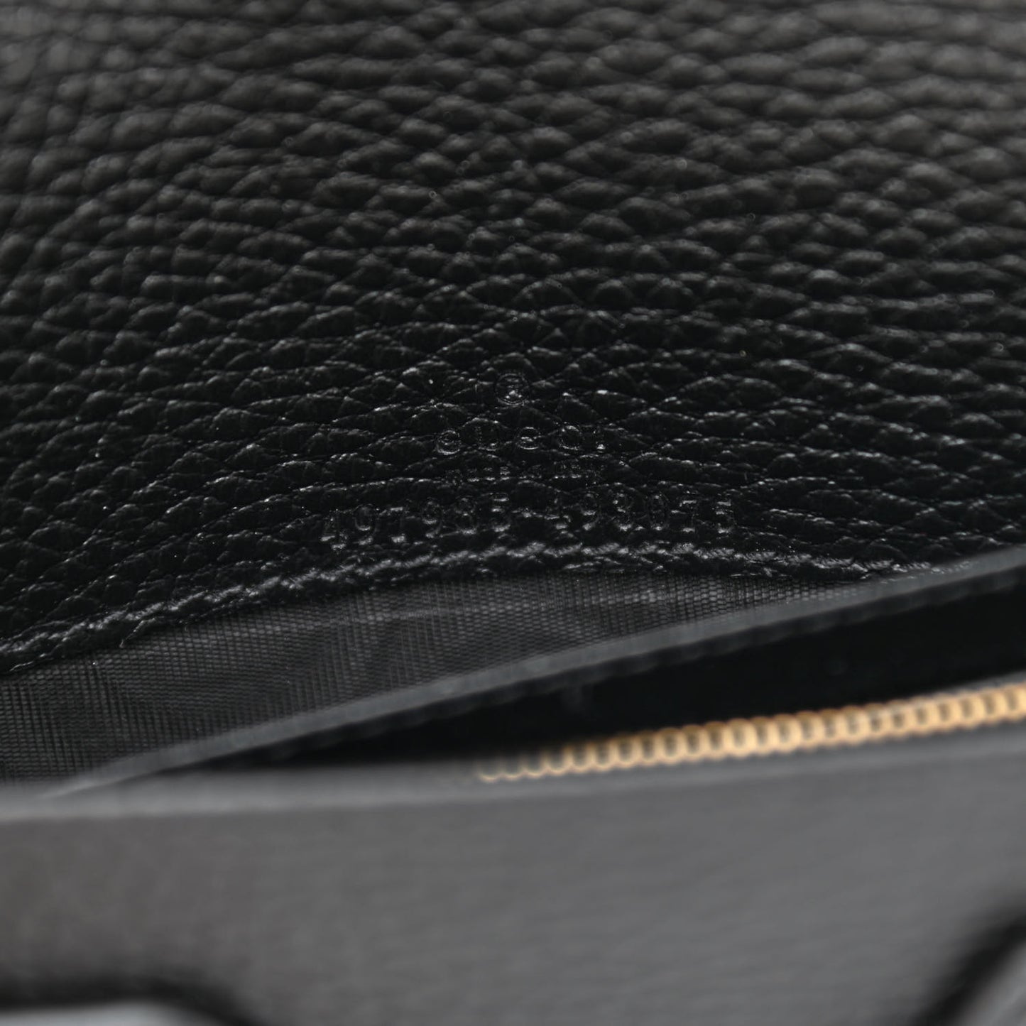 Calfskin Mini GG Marmont Chain Wallet Black