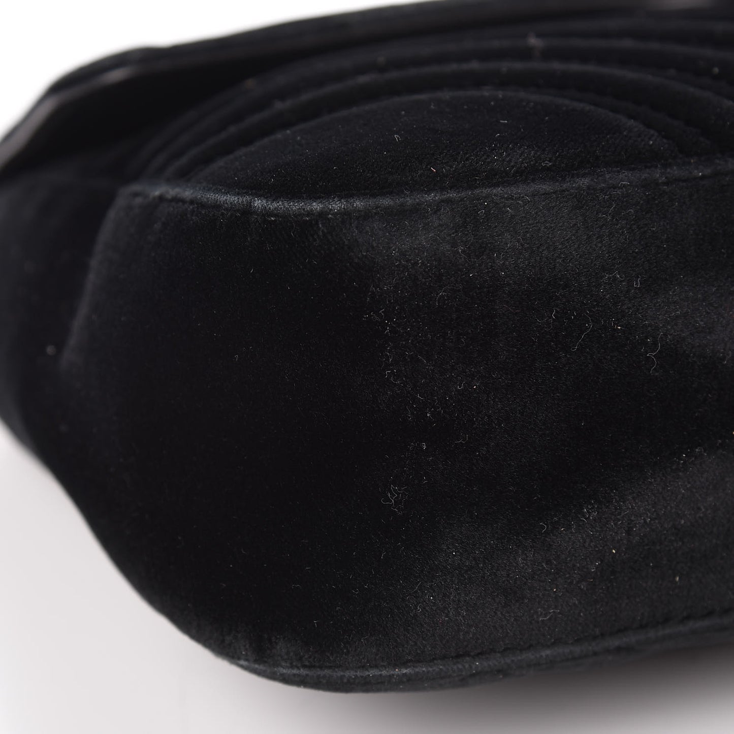 Velvet Matelasse Medium GG Marmont Shoulder Bag Black