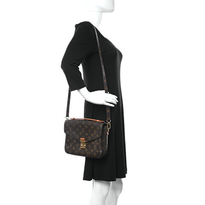 Louis Vuitton Monogram Pochette Metis 2 of 15