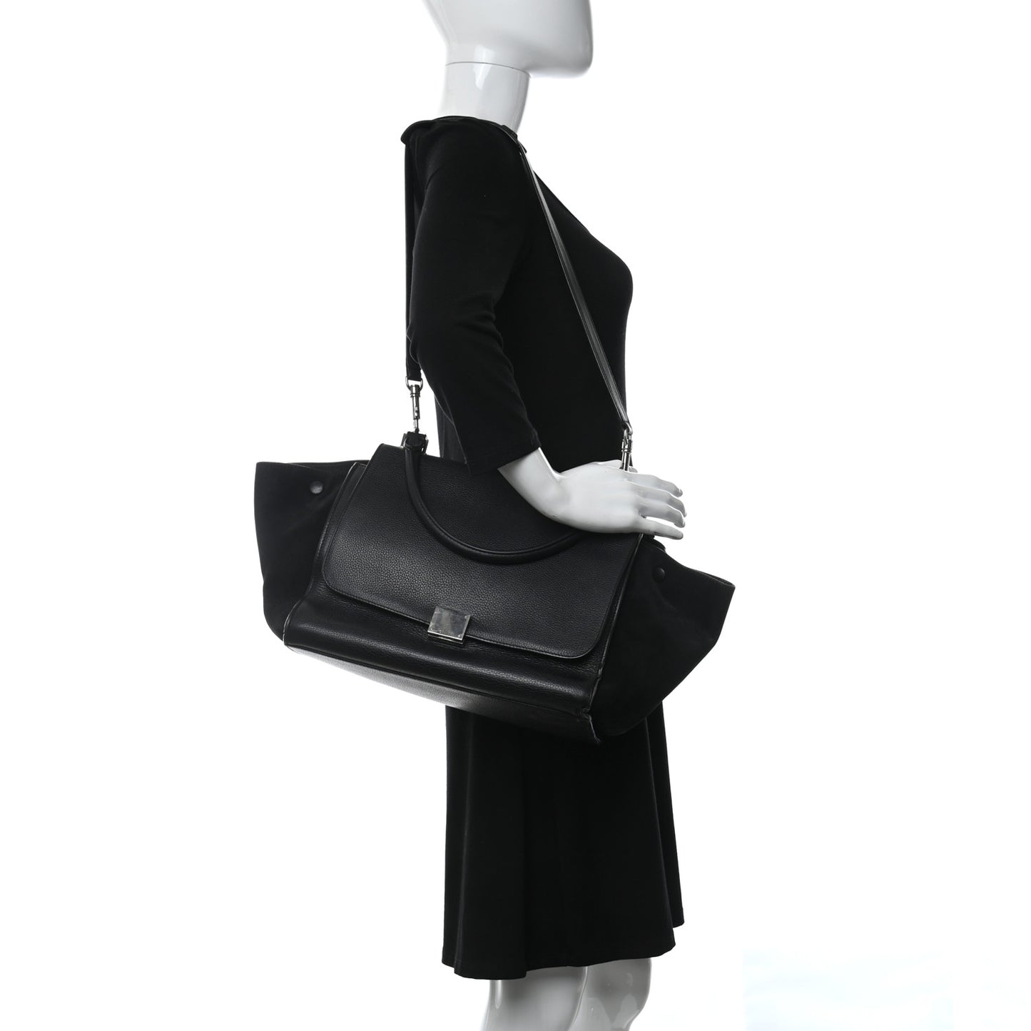Drummed Calfskin Suede Large Trapeze Black
