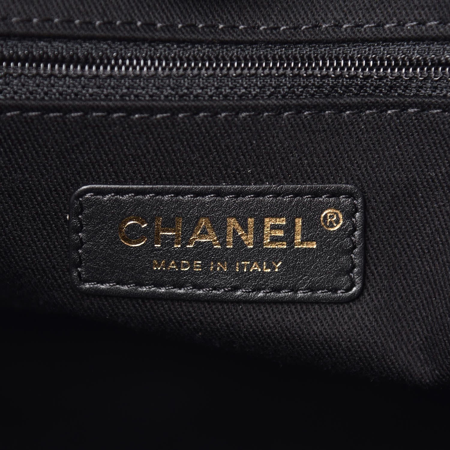 Chanel Woven Straw Raffia Small Deauville Tote Black 6 of 7
