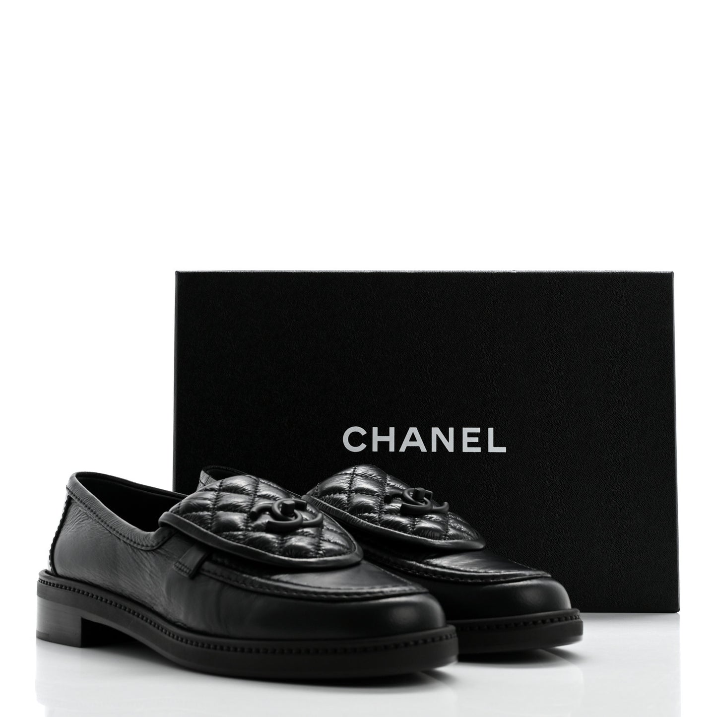 Crumpled Lambskin Quilted CC Turnlock Loafers 40.5 Black