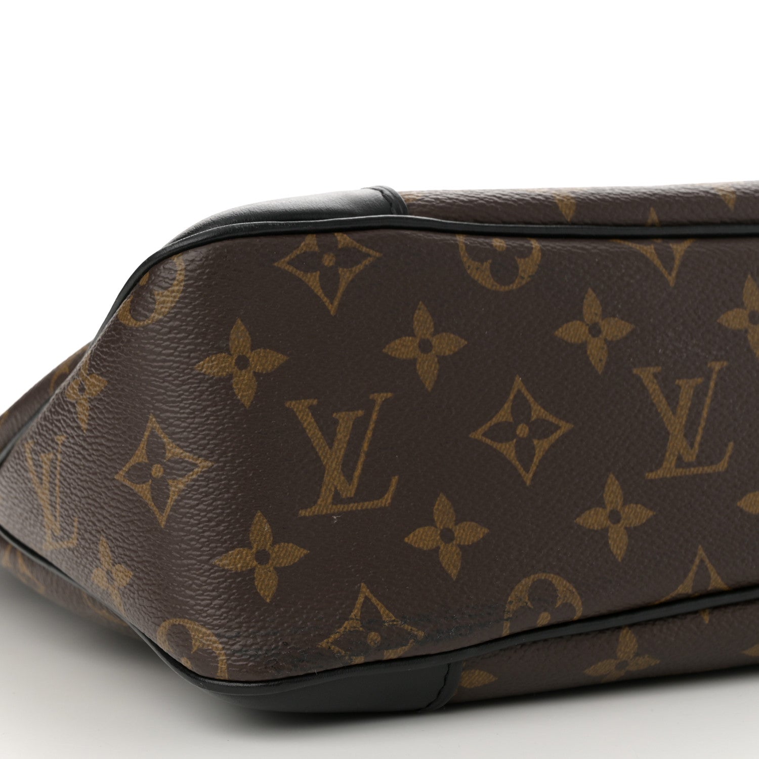 Louis Vuitton Monogram Odeon MM Black 8 of 10