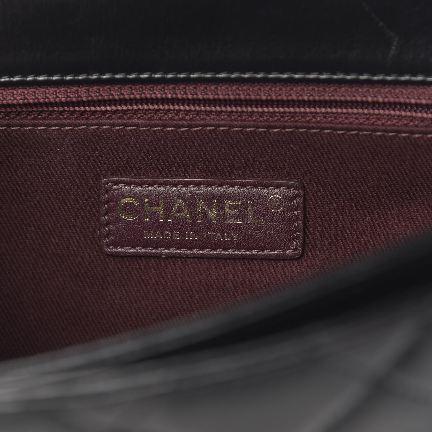 Glazed Calfskin Quilted Medium Perfect Edge Flap Black