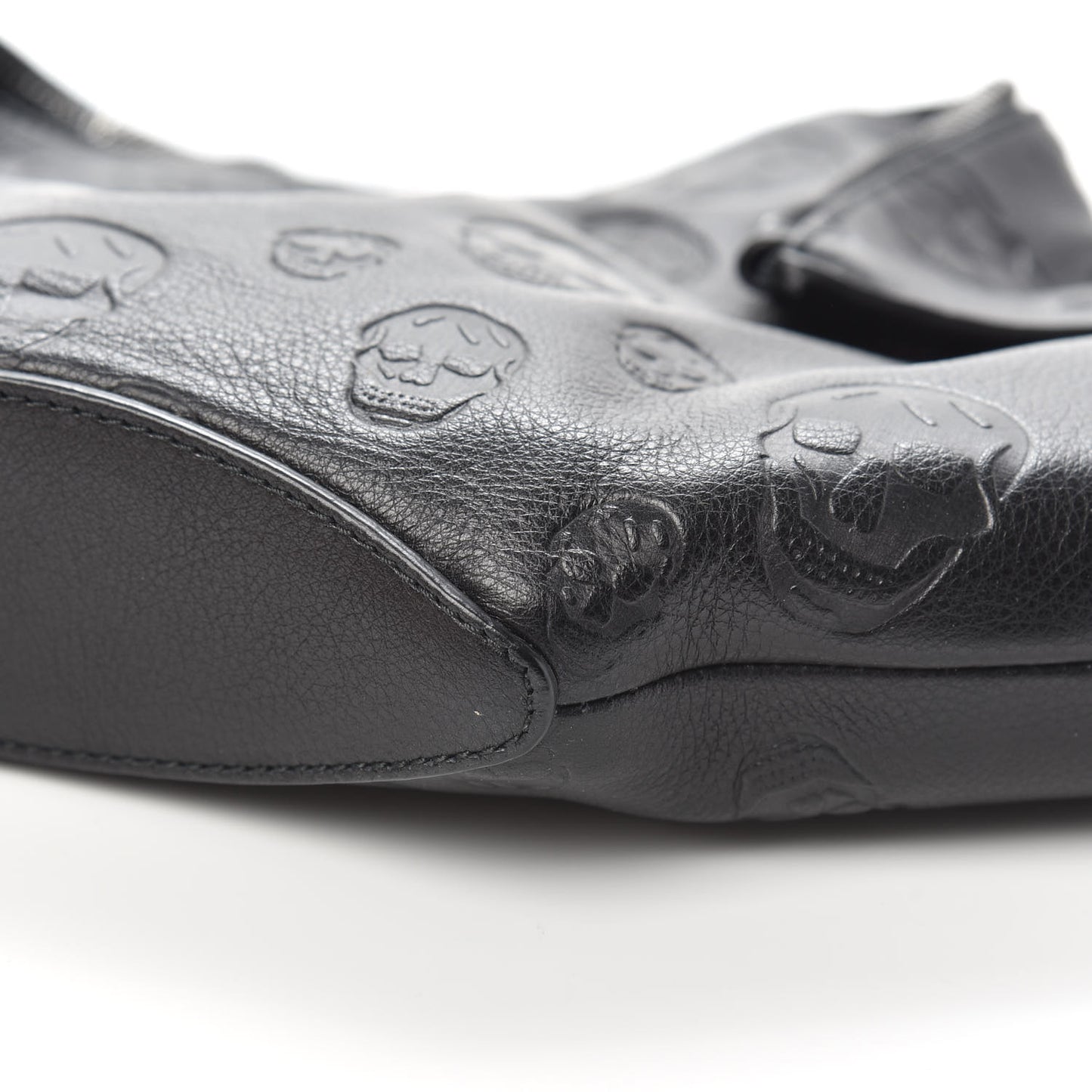 Calfskin Skull Embossed De Manta Clutch Black