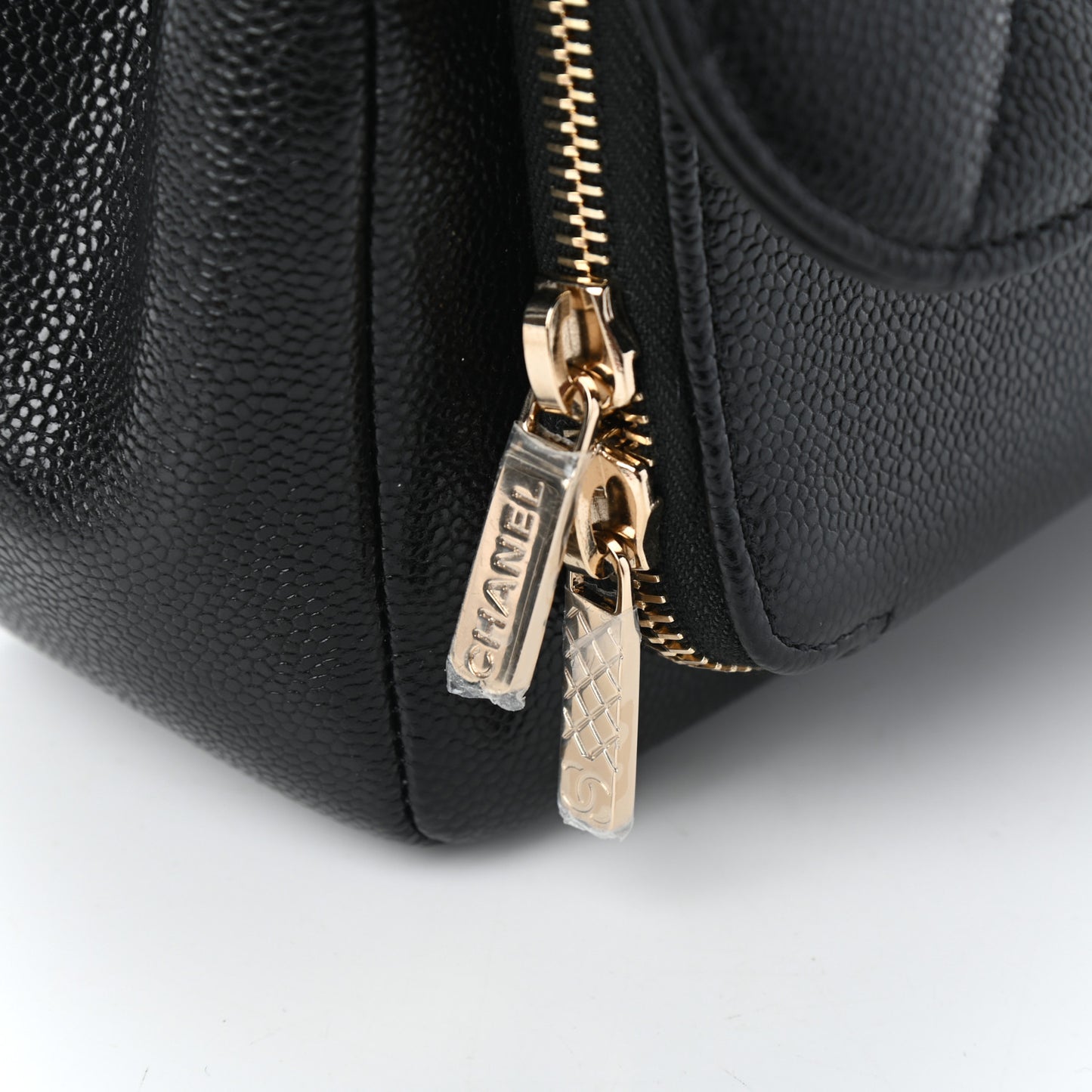Caviar Quilted Small Business Affinity Flap Black