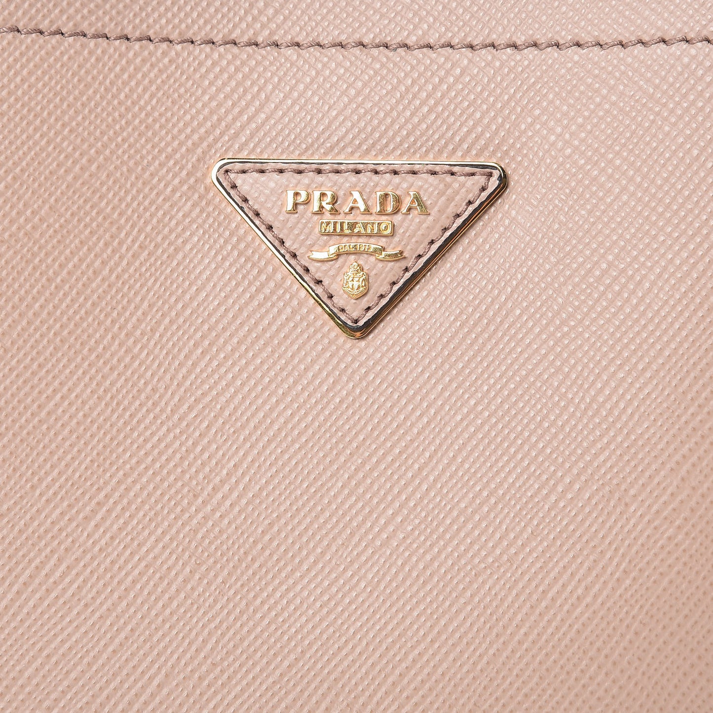 Saffiano Cuir Medium Panier Bucket Bag Cipria Black