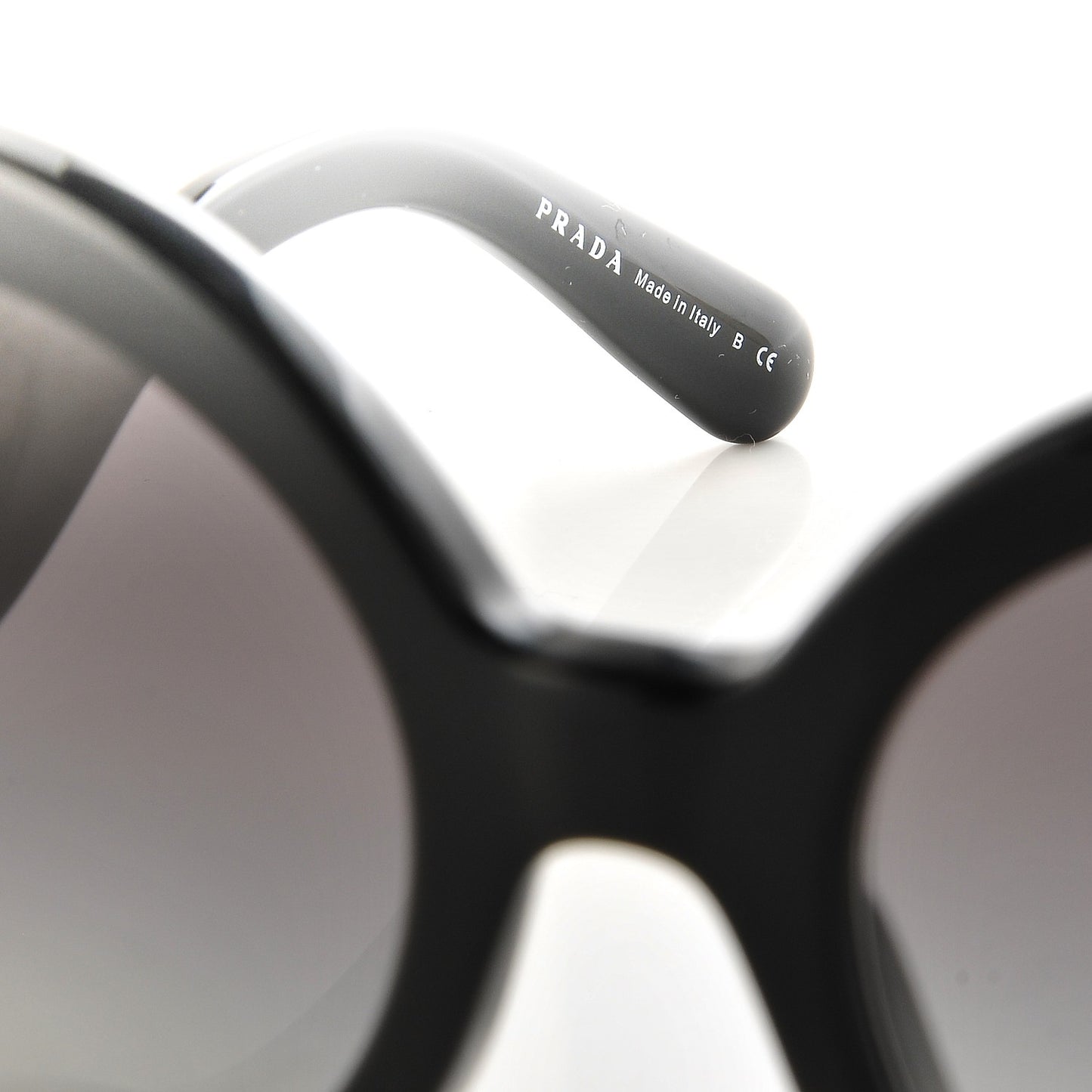 Baroque Sunglasses SPR 27N Black