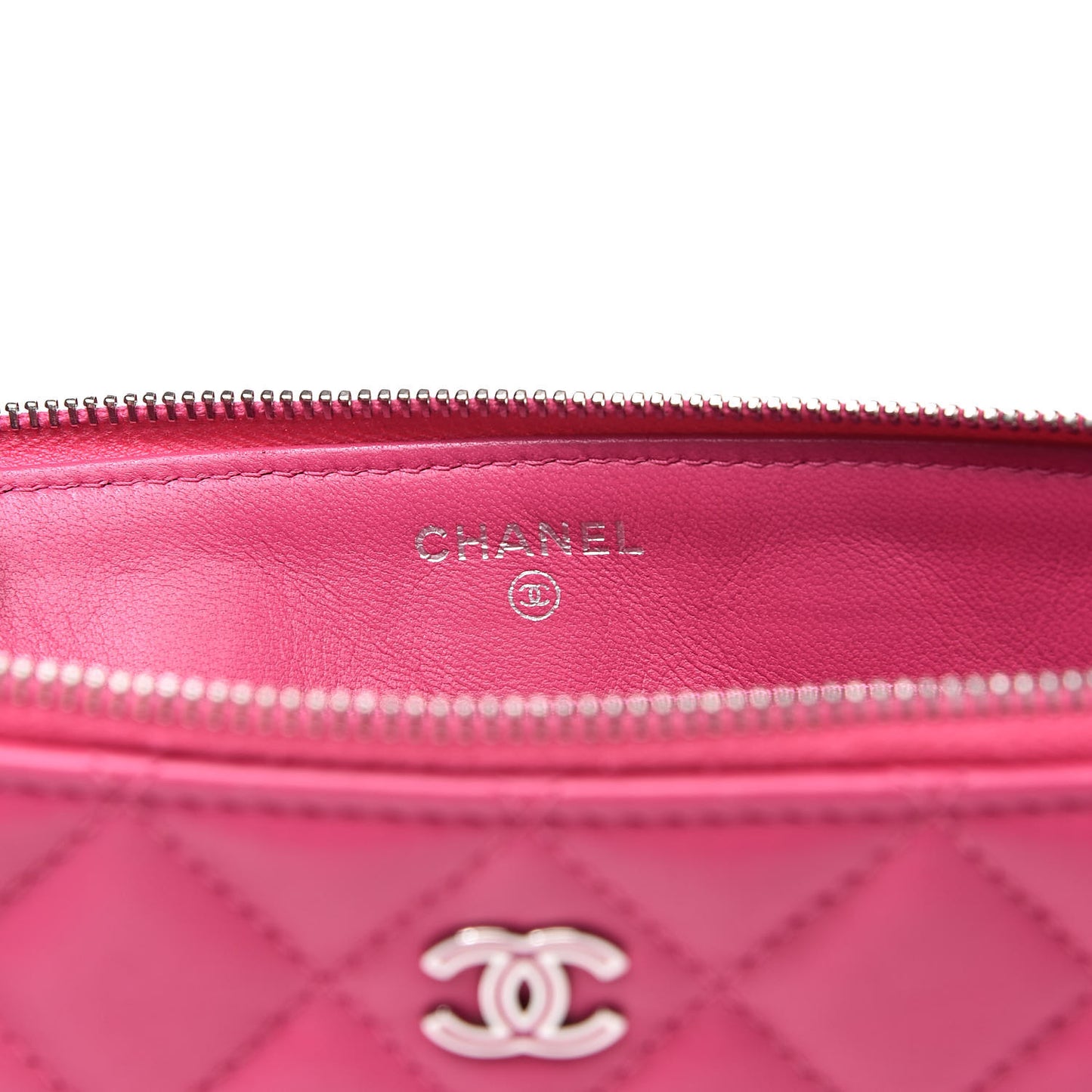 Lambskin Quilted Large Zipped Clutch Pink