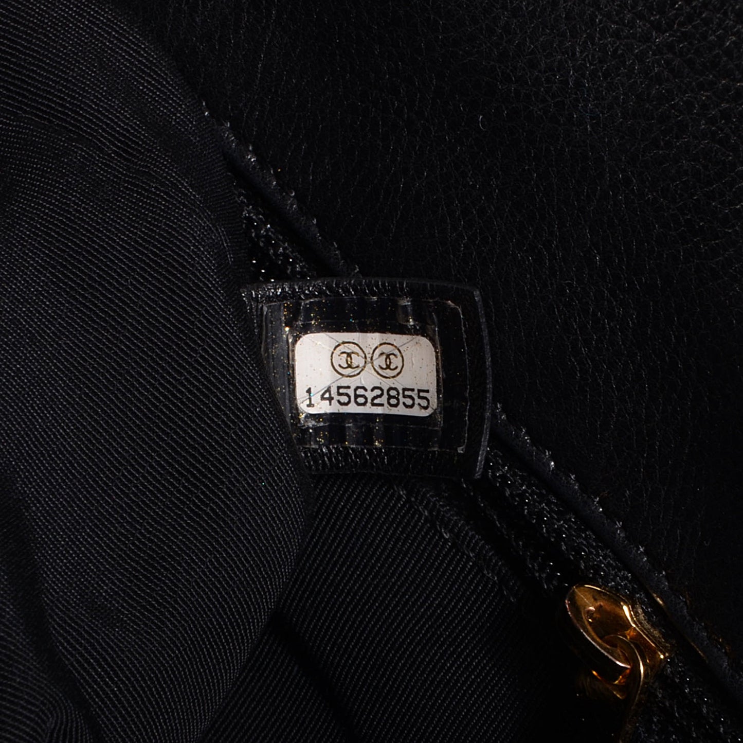 Calfskin Quilted Medium Chain Me Flap Black
