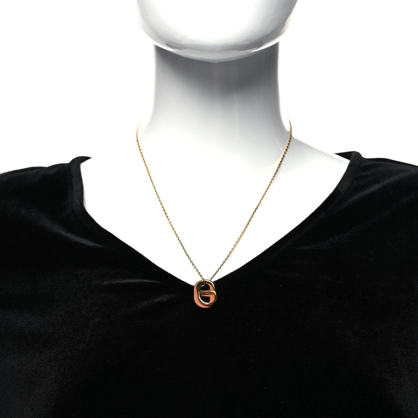 Swift O'Maillon Pendant Necklace Gold