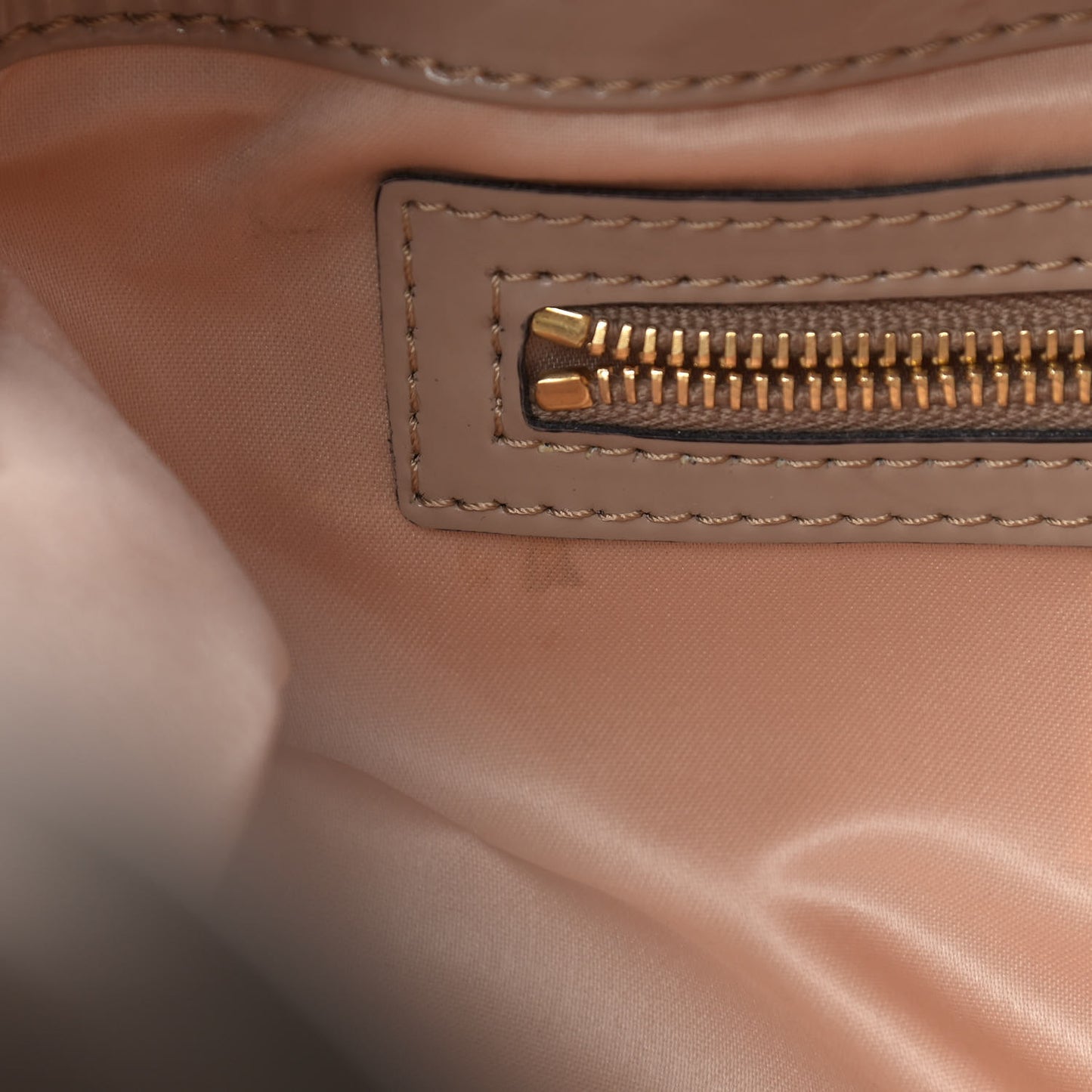 Patent Lacca Large Nuage Bow Hobo Nude