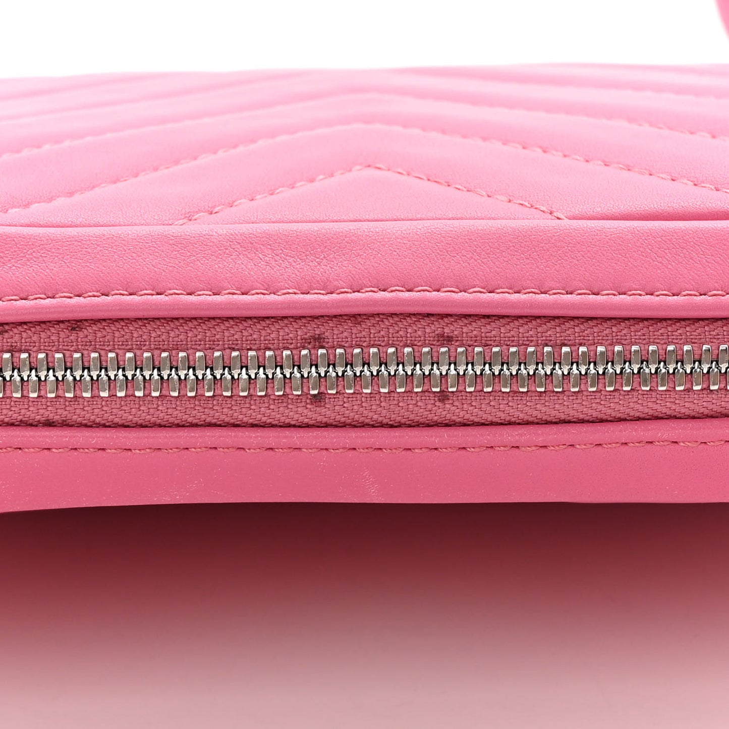 Lambskin Chevron Quilted Small Promenade Camera Case Pink