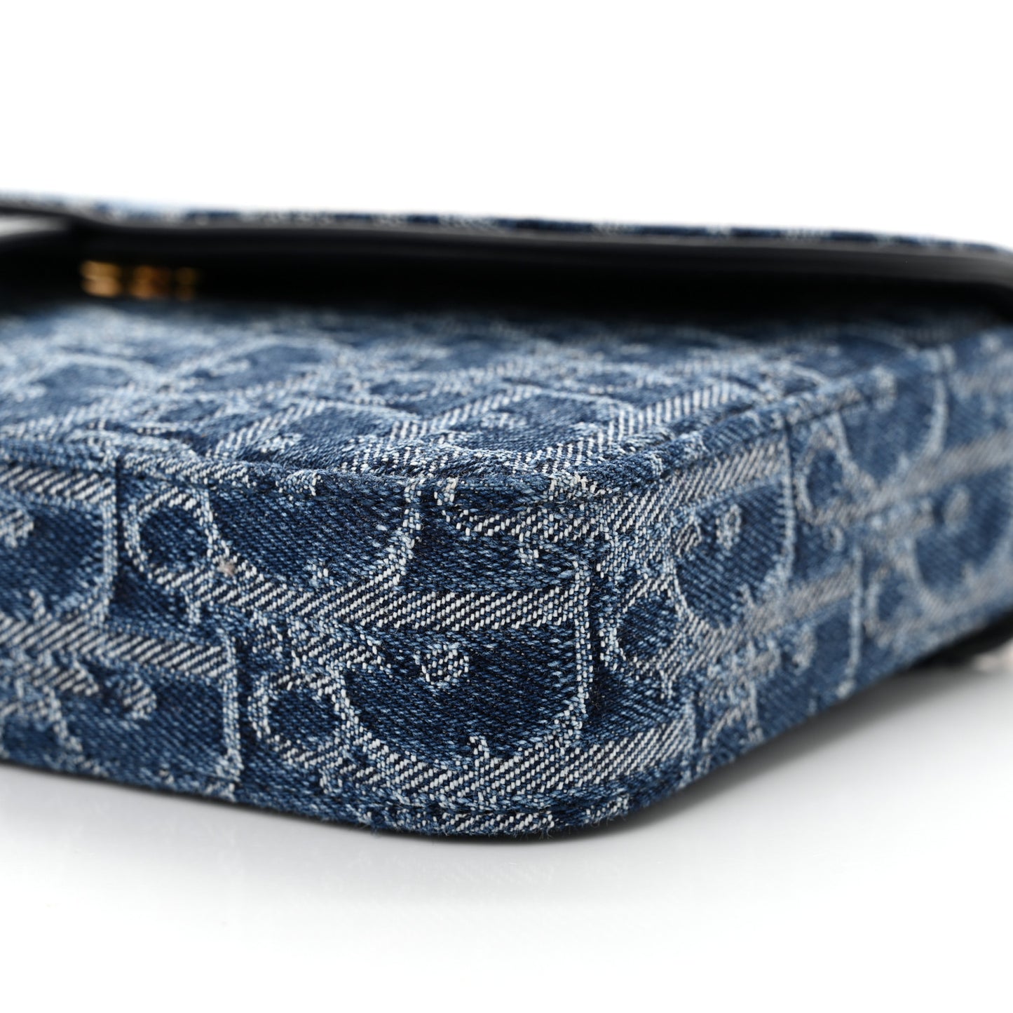 Oblique Denim Small Saddle Pouch With Chain Blue