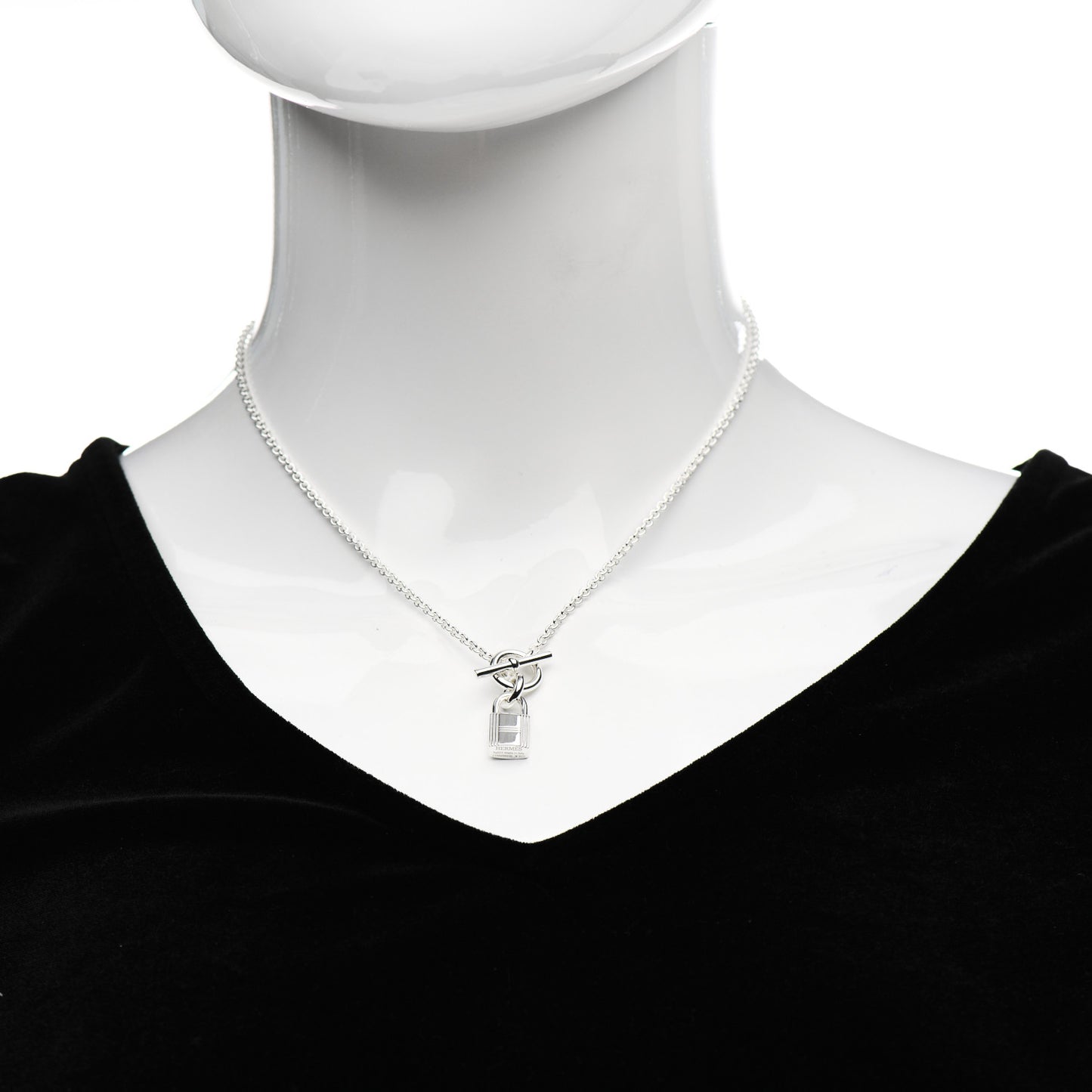 Sterling Silver Cadenas Kelly Lock Pendant Necklace
