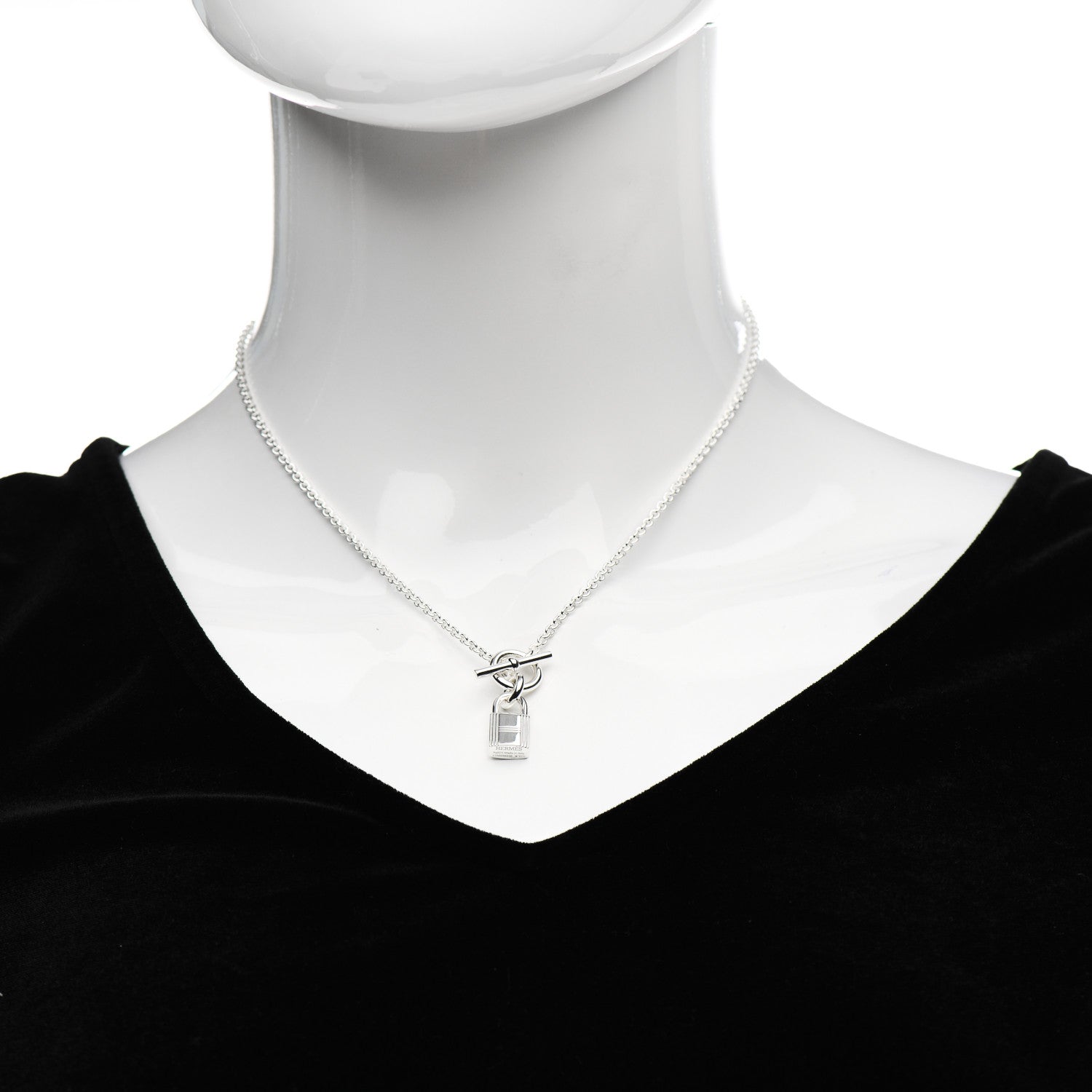 Hermes Sterling Silver Cadenas Kelly Lock Pendant Necklace 2 of 5