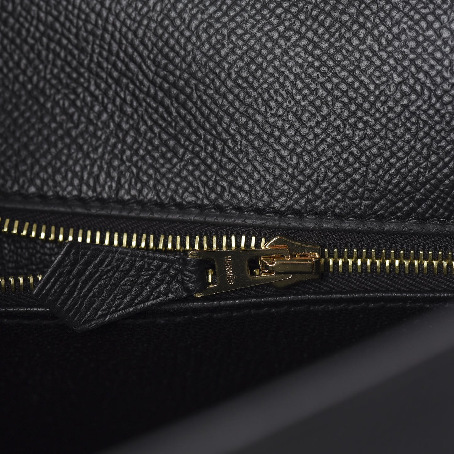 Epsom Kelly Sellier 35 Black